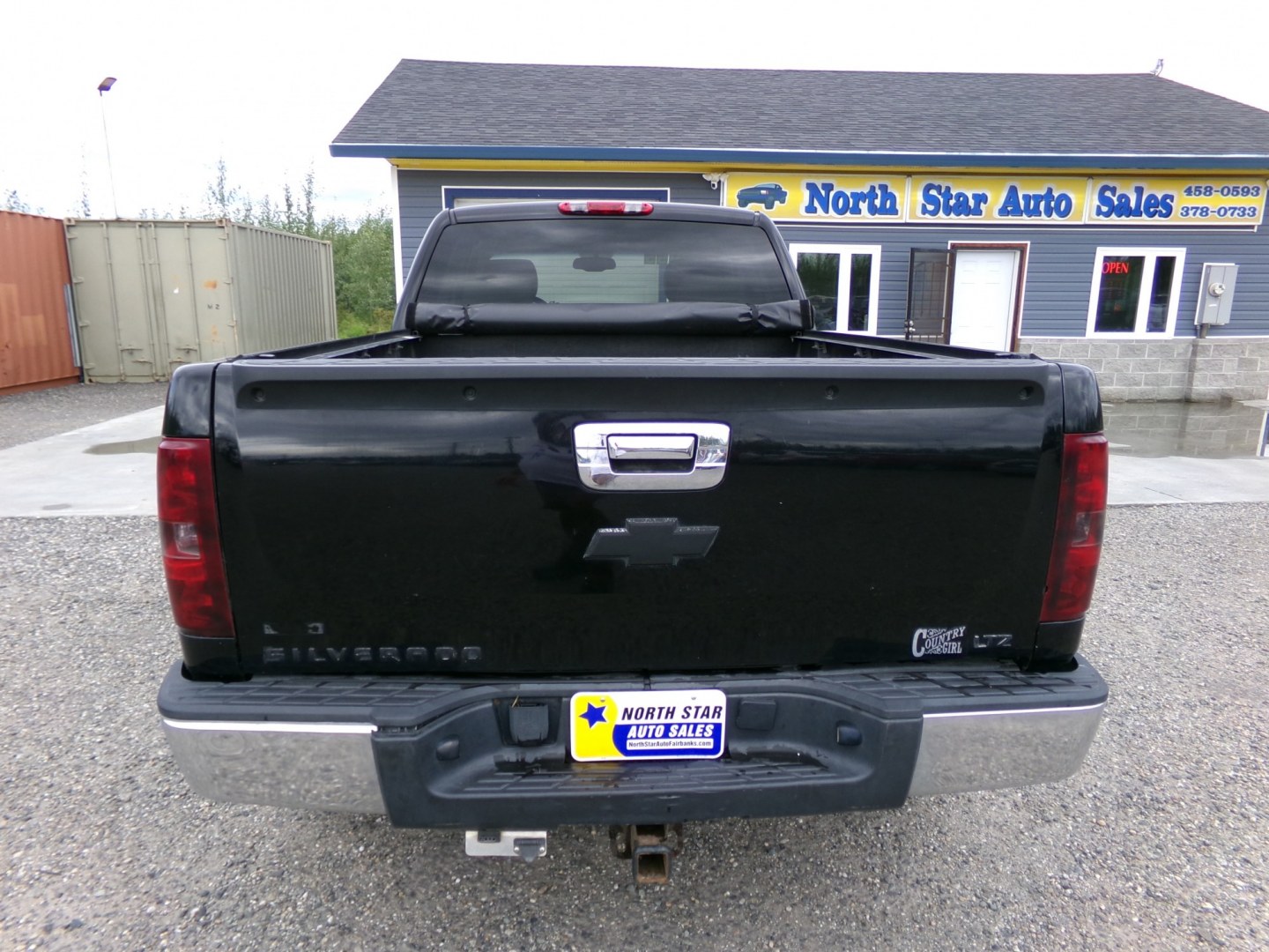 2010 Black Chevrolet Silverado 1500 LTZ Ext. Cab Long Box 4WD (1GCSKTE38AZ) with an 5.3L V8 OHV 16V FFV engine, 4-Speed Automatic transmission, located at 2630 Philips Field Rd., Fairbanks, AK, 99709, (907) 458-0593, 64.848068, -147.780609- Photo#3