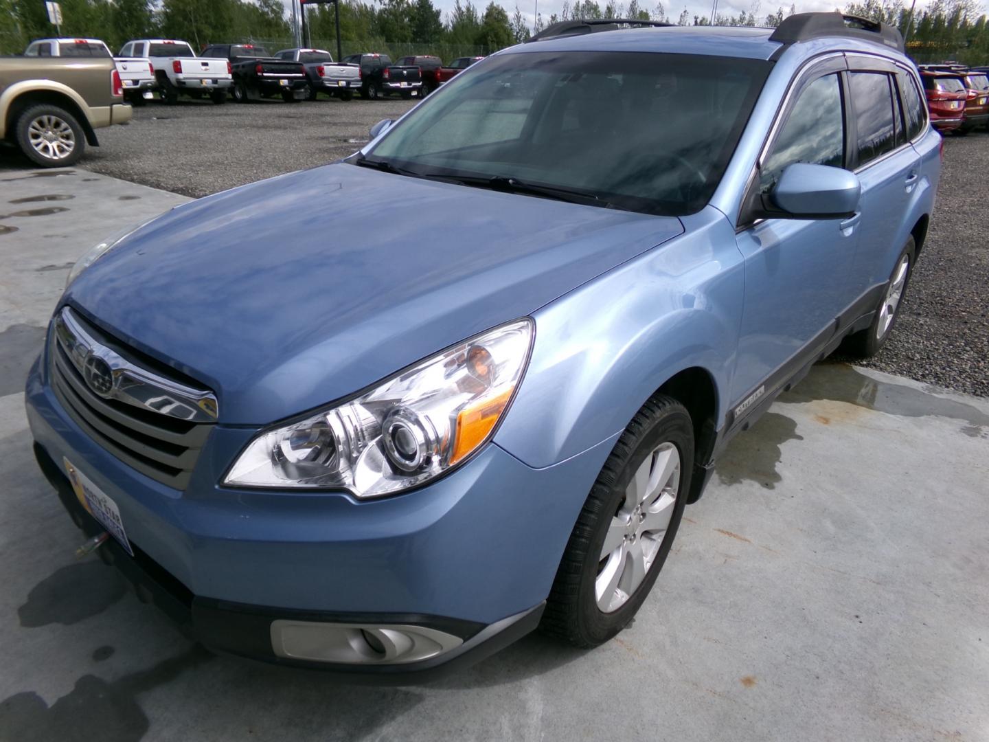 2011 Blue Subaru Outback 2.5i Limited (4S4BRCLC0B3) with an 2.5L H4 DOHC 16V engine, Continuously Variable Transmisson transmission, located at 2630 Philips Field Rd., Fairbanks, AK, 99709, (907) 458-0593, 64.848068, -147.780609 - Photo#0