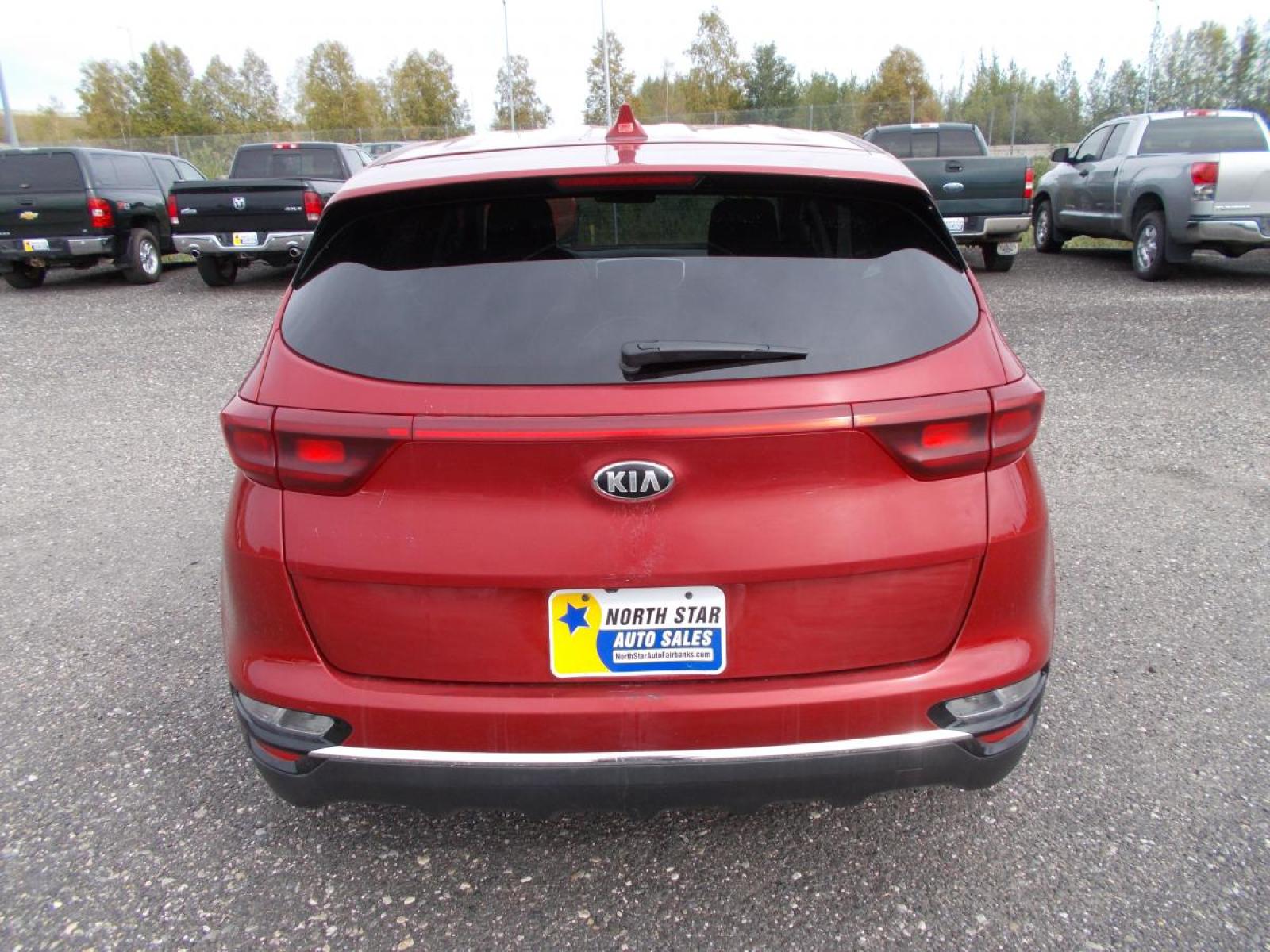 2022 Red Kia Sportage LX AWD (KNDPMCAC8N7) with an 2.4L V6 DOHC 24V engine, 6A transmission, located at 2630 Philips Field Rd., Fairbanks, AK, 99709, (907) 458-0593, 64.848068, -147.780609 - Photo #3