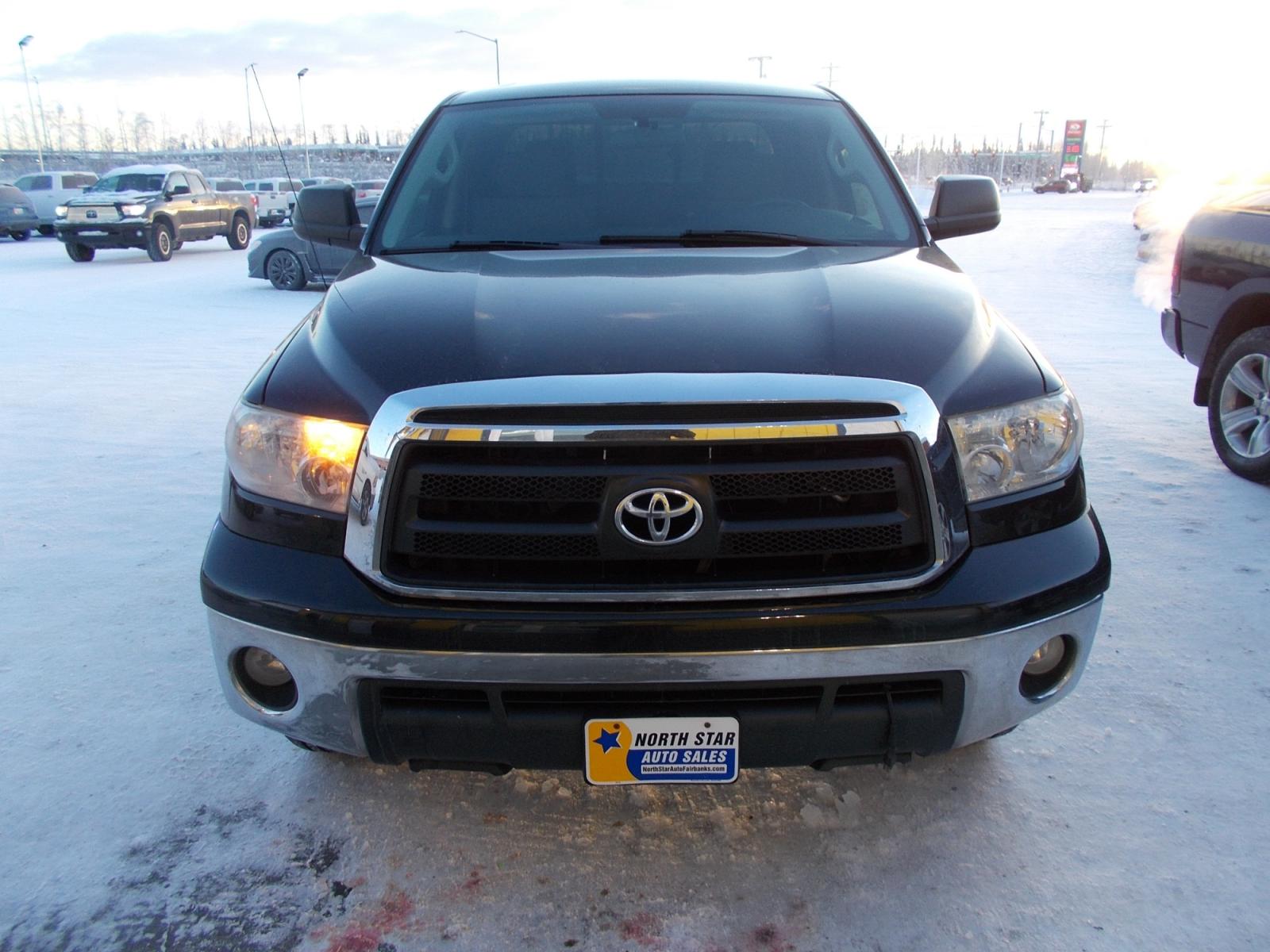 2013 Black Toyota Tundra Tundra-Grade Double Cab 4.6L 4WD (5TFUM5F15DX) with an 4.6L V8 DOHC 32V engine, 5-Speed Automatic Overdrive transmission, located at 2630 Philips Field Rd., Fairbanks, AK, 99709, (907) 458-0593, 64.848068, -147.780609 - Photo #1