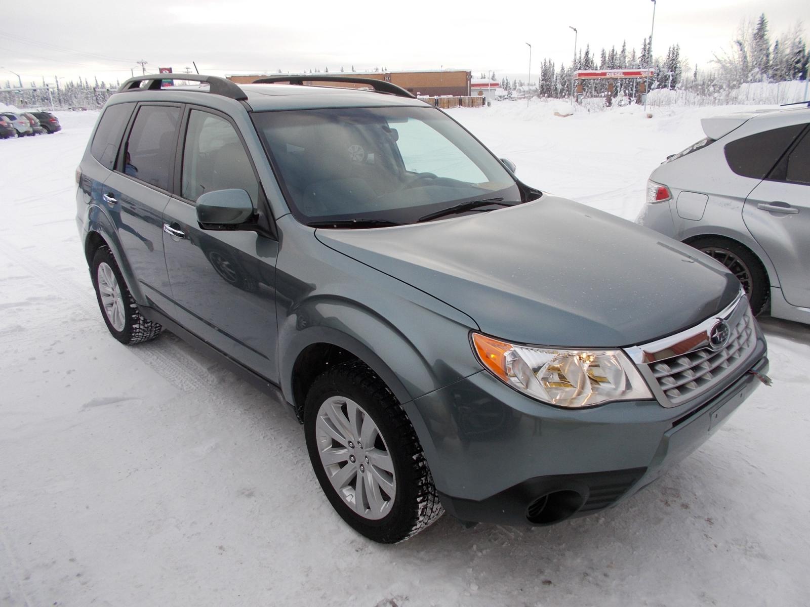 2011 Blue Subaru Forester 2.5X Premium (JF2SHADC4BH) with an 2.5L H4 SOHC 16V engine, 5-Speed Automatic transmission, located at 2630 Philips Field Rd., Fairbanks, AK, 99709, (907) 458-0593, 64.848068, -147.780609 - Photo #0