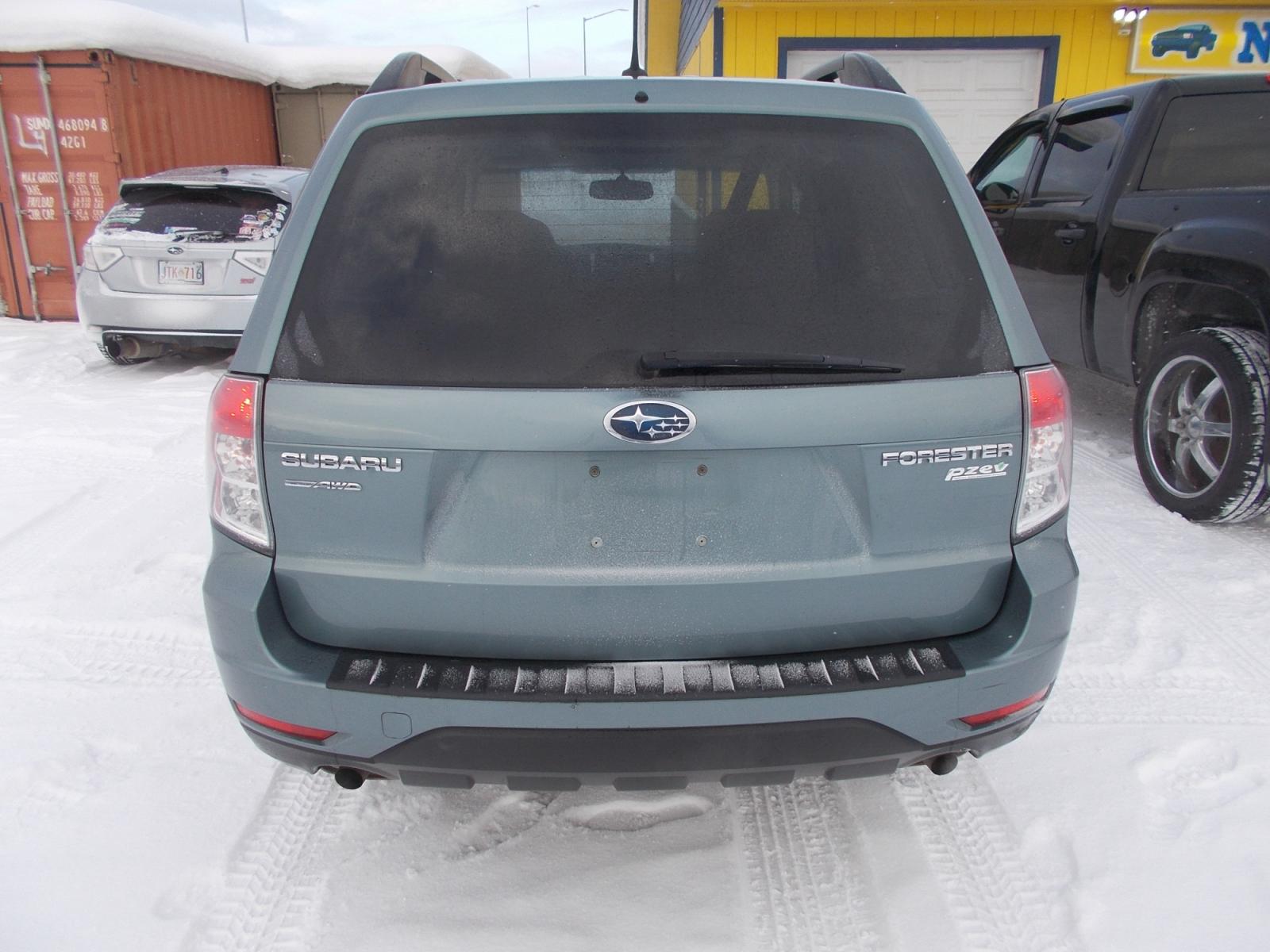 2011 Blue Subaru Forester 2.5X Premium (JF2SHADC4BH) with an 2.5L H4 SOHC 16V engine, 5-Speed Automatic transmission, located at 2630 Philips Field Rd., Fairbanks, AK, 99709, (907) 458-0593, 64.848068, -147.780609 - Photo #3