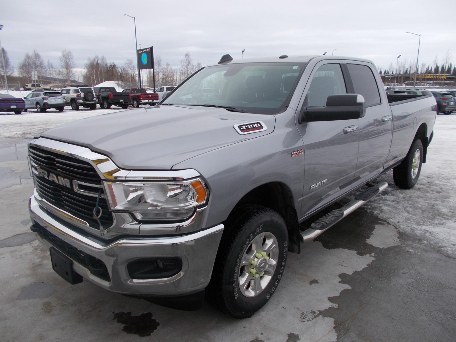 2019 Silver Dodge 2500 Tradesman Crew Cab LWB 4WD (3C6UR5JJ0KG) with an 6.4L V8 engine, 6A transmission, located at 2630 Philips Field Rd., Fairbanks, AK, 99709, (907) 458-0593, 64.848068, -147.780609 - Photo #0