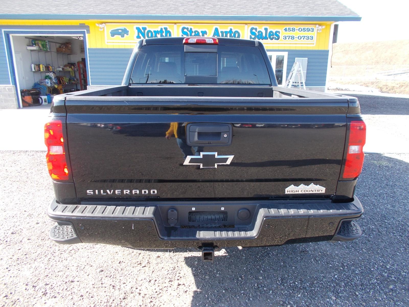 2015 Black Chevrolet Silverado 1500 High Country Crew Cab 4WD (3GCUKTEJ6FG) with an 6.2L V8 OHV 16V engine, 6-Speed Automatic transmission, located at 2630 Philips Field Rd., Fairbanks, AK, 99709, (907) 458-0593, 64.848068, -147.780609 - Photo #3