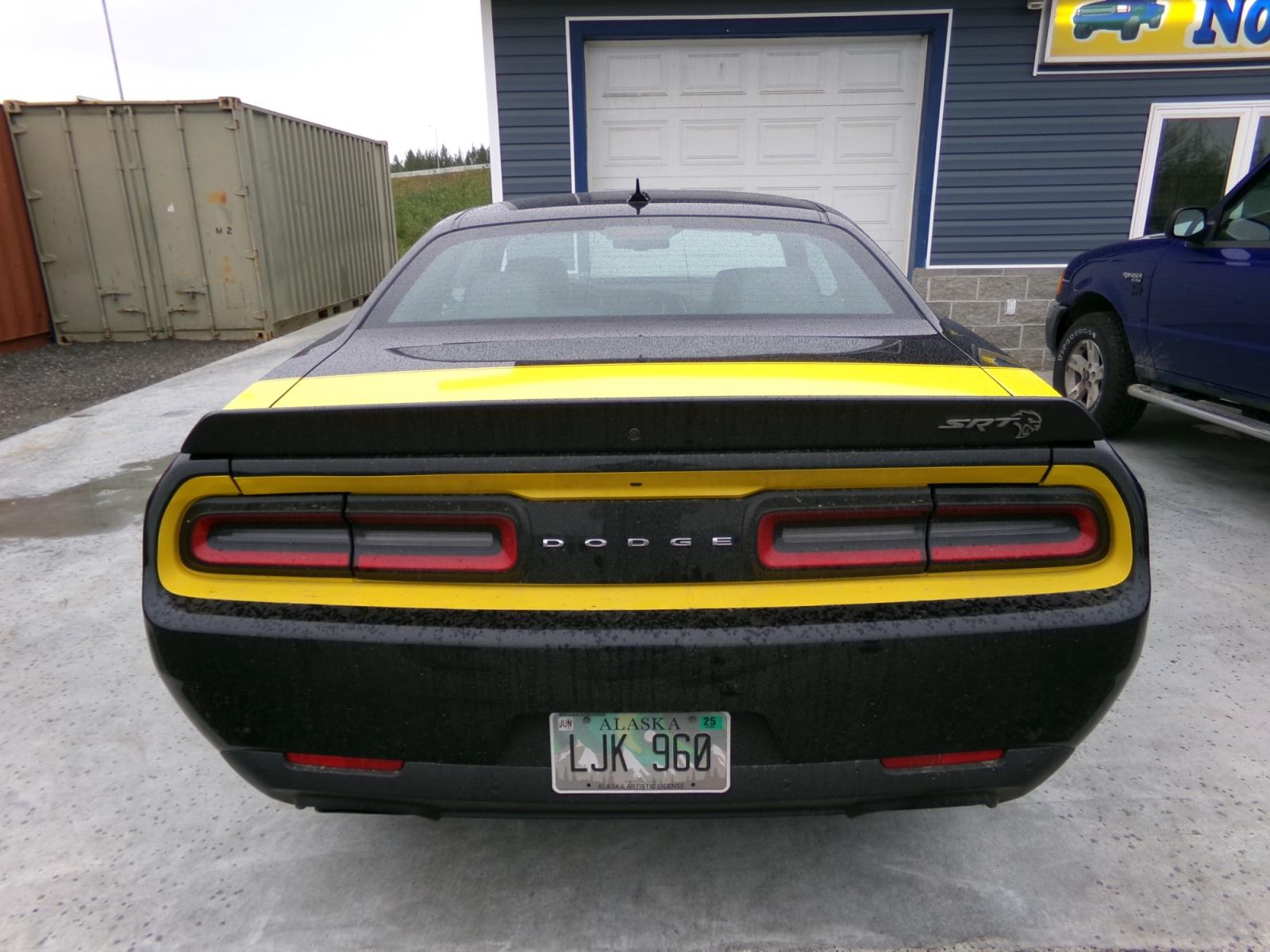 2020 Black /Black Dodge Challenger SRT Hellcat (2C3CDZC92LH) with an 6.2L V8 OHV 16V SUPERCHARGED engine, 8A transmission, located at 2630 Philips Field Rd., Fairbanks, AK, 99709, (907) 458-0593, 64.848068, -147.780609 - Photo #2