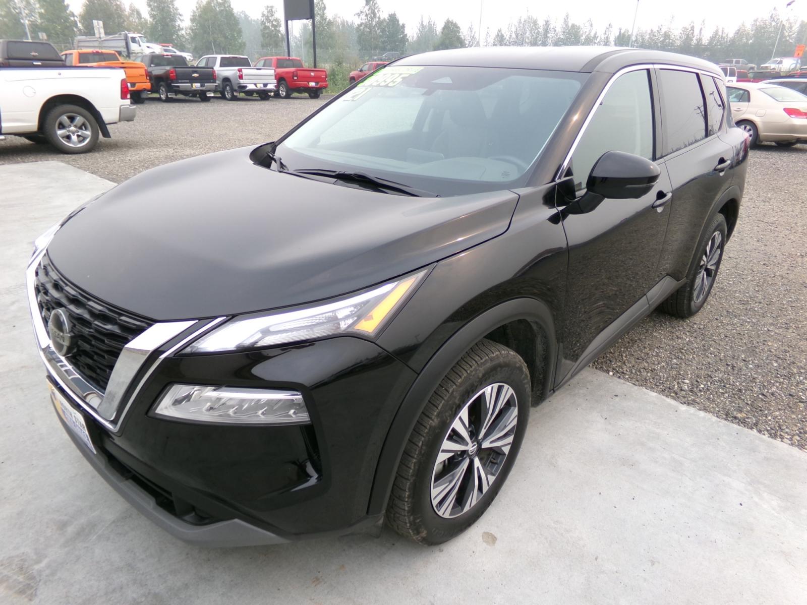 2021 Black Nissan Rogue SV AWD (5N1AT3BB7MC) with an 2.5L L4 DOHC 16V engine, CVT transmission, located at 2630 Philips Field Rd., Fairbanks, AK, 99709, (907) 458-0593, 64.848068, -147.780609 - Photo #0