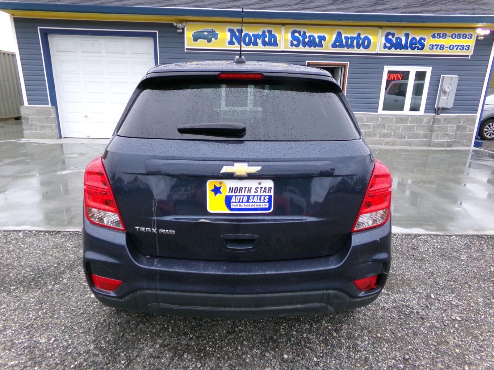 2019 Blue Chevrolet Trax LS AWD (3GNCJNSB2KL) with an 1.4L L4 DOHC 16V engine, 6A transmission, located at 2630 Philips Field Rd., Fairbanks, AK, 99709, (907) 458-0593, 64.848068, -147.780609 - Photo #3