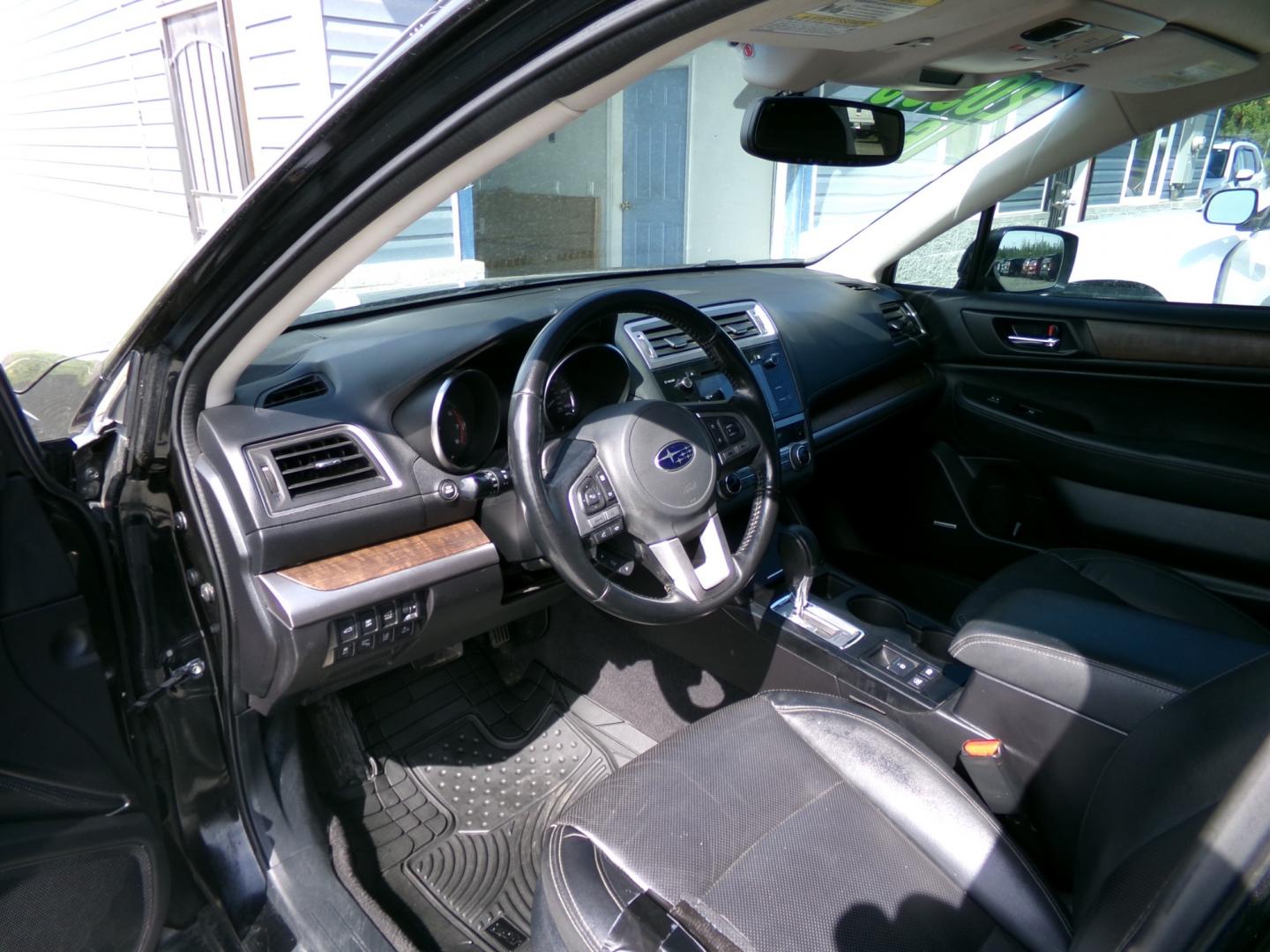 2016 Black Subaru Outback 2.5i Limited (4S4BSBNCXG3) with an 2.5L H4 DOHC 16V engine, CVT transmission, located at 2630 Philips Field Rd., Fairbanks, AK, 99709, (907) 458-0593, 64.848068, -147.780609 - Photo#4