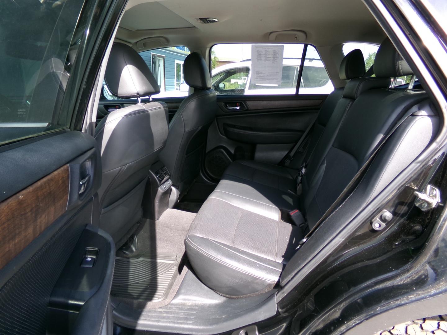 2016 Black Subaru Outback 2.5i Limited (4S4BSBNCXG3) with an 2.5L H4 DOHC 16V engine, CVT transmission, located at 2630 Philips Field Rd., Fairbanks, AK, 99709, (907) 458-0593, 64.848068, -147.780609 - Photo#5