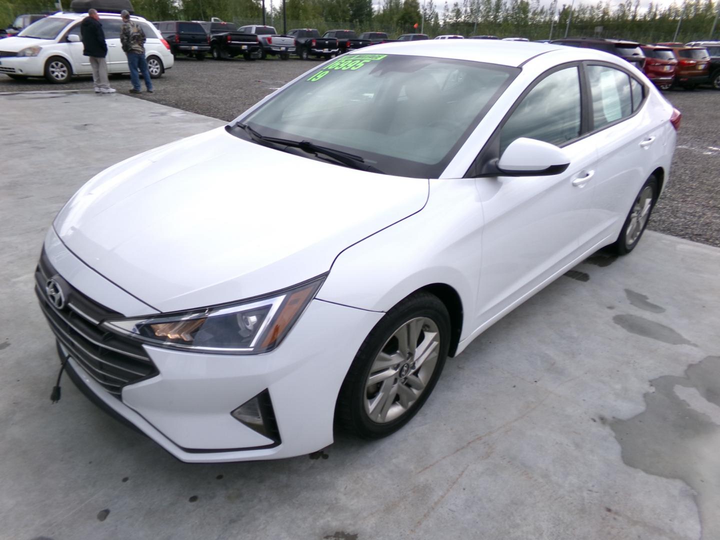 2019 White Hyundai Elantra (5NPD84LF4KH) , located at 2630 Philips Field Rd., Fairbanks, AK, 99709, (907) 458-0593, 64.848068, -147.780609 - Photo#0