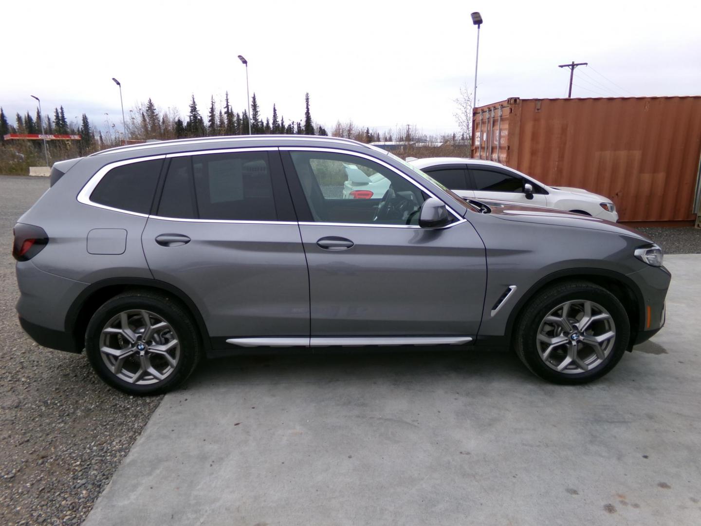 2024 Grey /Brown BMW X3 X-Drive30i (5UX53DP02R9) with an 2.0L L4 DOHC 16V engine, 8A transmission, located at 2630 Philips Field Rd., Fairbanks, AK, 99709, (907) 458-0593, 64.848068, -147.780609 - Photo#2