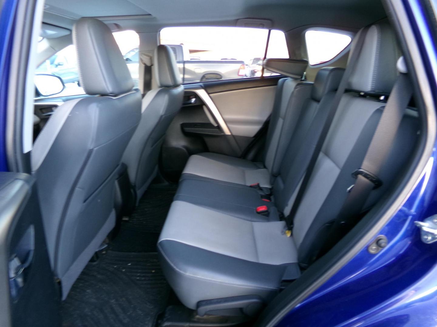 2014 Blue /Black Toyota RAV4 Limited AWD (2T3DFREVXEW) with an 2.5L L4 DOHC 16V engine, 6-Speed Automatic transmission, located at 2630 Philips Field Rd., Fairbanks, AK, 99709, (907) 458-0593, 64.848068, -147.780609 - Photo#5