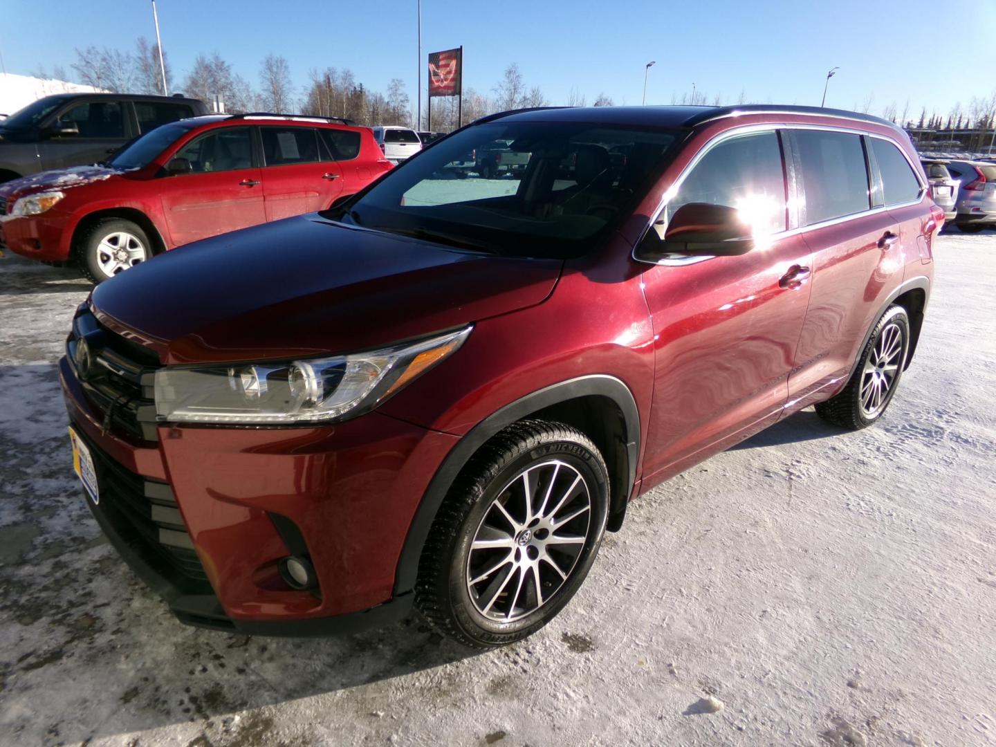 2017 Red Toyota Highlander XLE AWD V6 (5TDJZRFH6HS) with an 3.5L V6 DOHC 24V engine, 6A transmission, located at 2630 Philips Field Rd., Fairbanks, AK, 99709, (907) 458-0593, 64.848068, -147.780609 - Photo#0