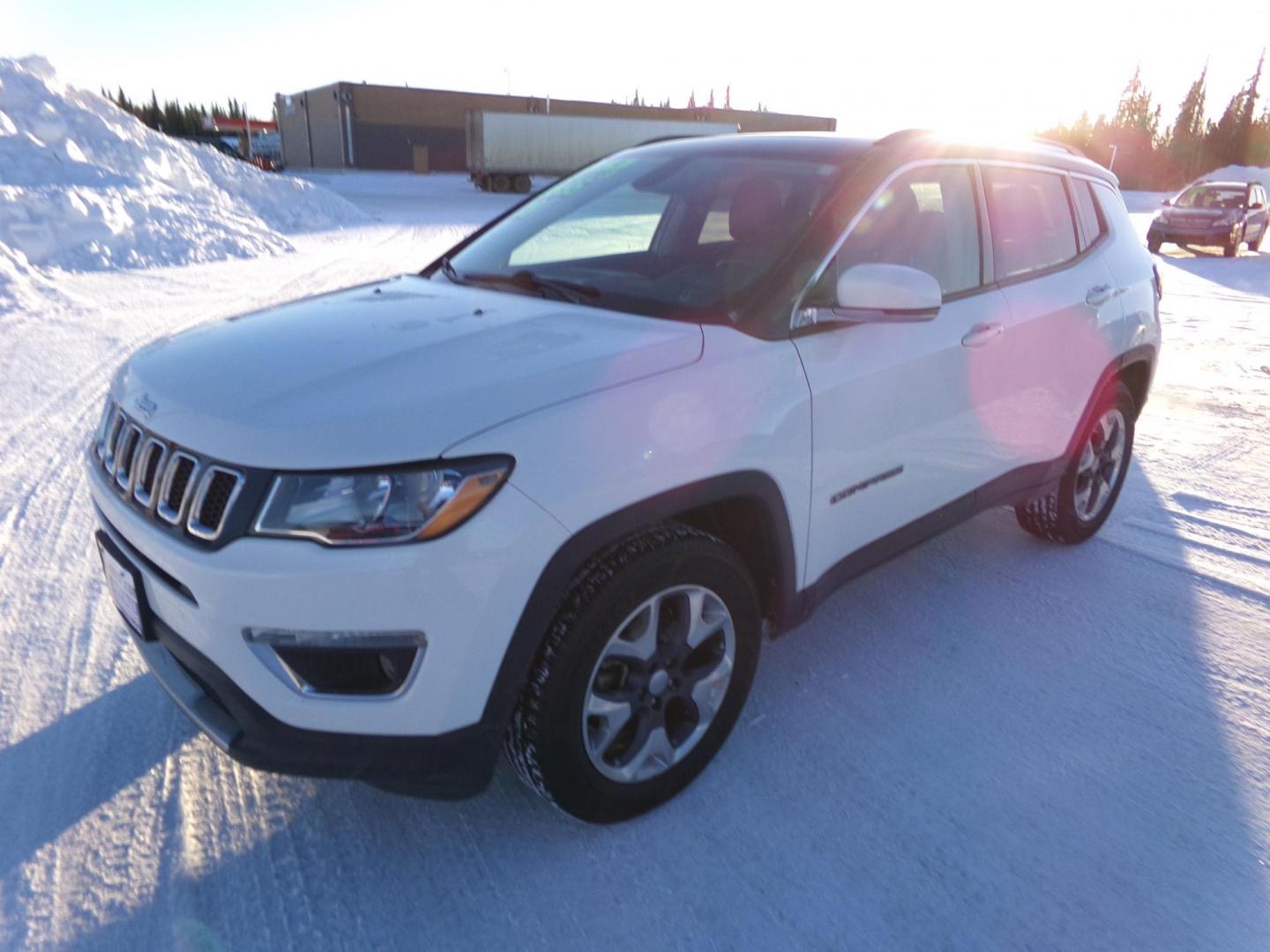 2018 White Jeep Compass Limited 4WD (3C4NJDCB6JT) with an 2.4L L4 DOHC 16V engine, CVT transmission, located at 2630 Philips Field Rd., Fairbanks, AK, 99709, (907) 458-0593, 64.848068, -147.780609 - Photo#0
