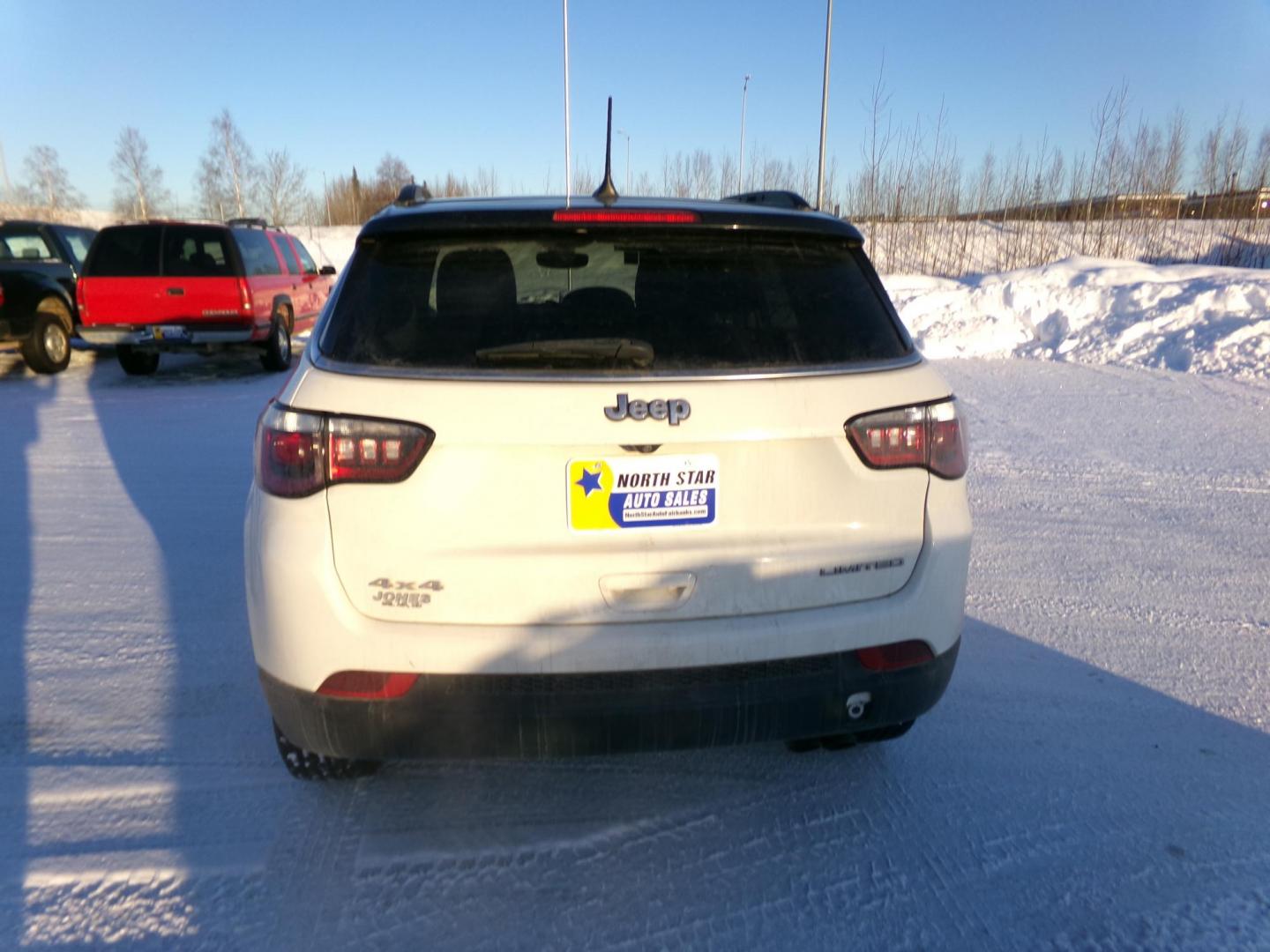 2018 White Jeep Compass Limited 4WD (3C4NJDCB6JT) with an 2.4L L4 DOHC 16V engine, CVT transmission, located at 2630 Philips Field Rd., Fairbanks, AK, 99709, (907) 458-0593, 64.848068, -147.780609 - Photo#3