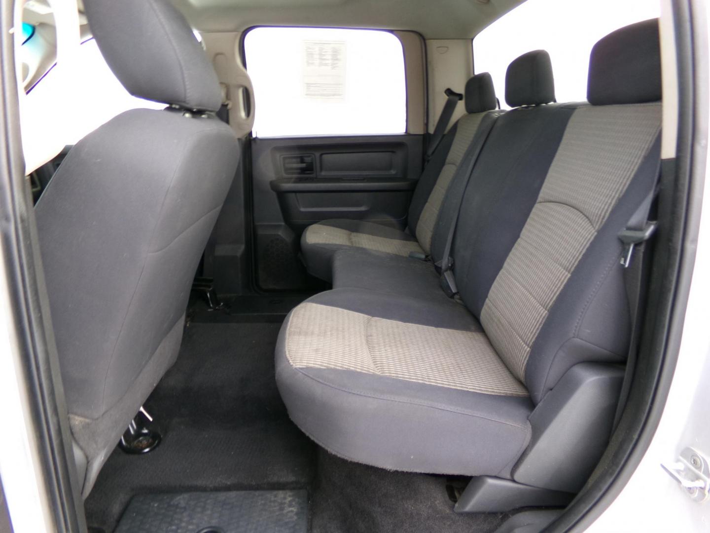 2010 Silver /Black Dodge Ram 1500 Laramie Crew Cab 4WD (1D7RV1CP0AS) with an 4.7L V8 SOHC 16V FFV engine, 5-Speed Automatic transmission, located at 2630 Philips Field Rd., Fairbanks, AK, 99709, (907) 458-0593, 64.848068, -147.780609 - Photo#5