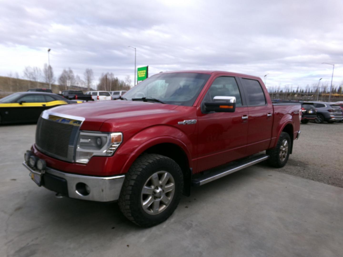 2013 Red Ford F-150 XLT SuperCrew 6.5-ft. Bed 4WD (1FTFW1EF9DK) with an 5.0L V8 engine, 6-Speed Automatic transmission, located at 2630 Philips Field Rd., Fairbanks, AK, 99709, (907) 458-0593, 64.848068, -147.780609 - Photo#0