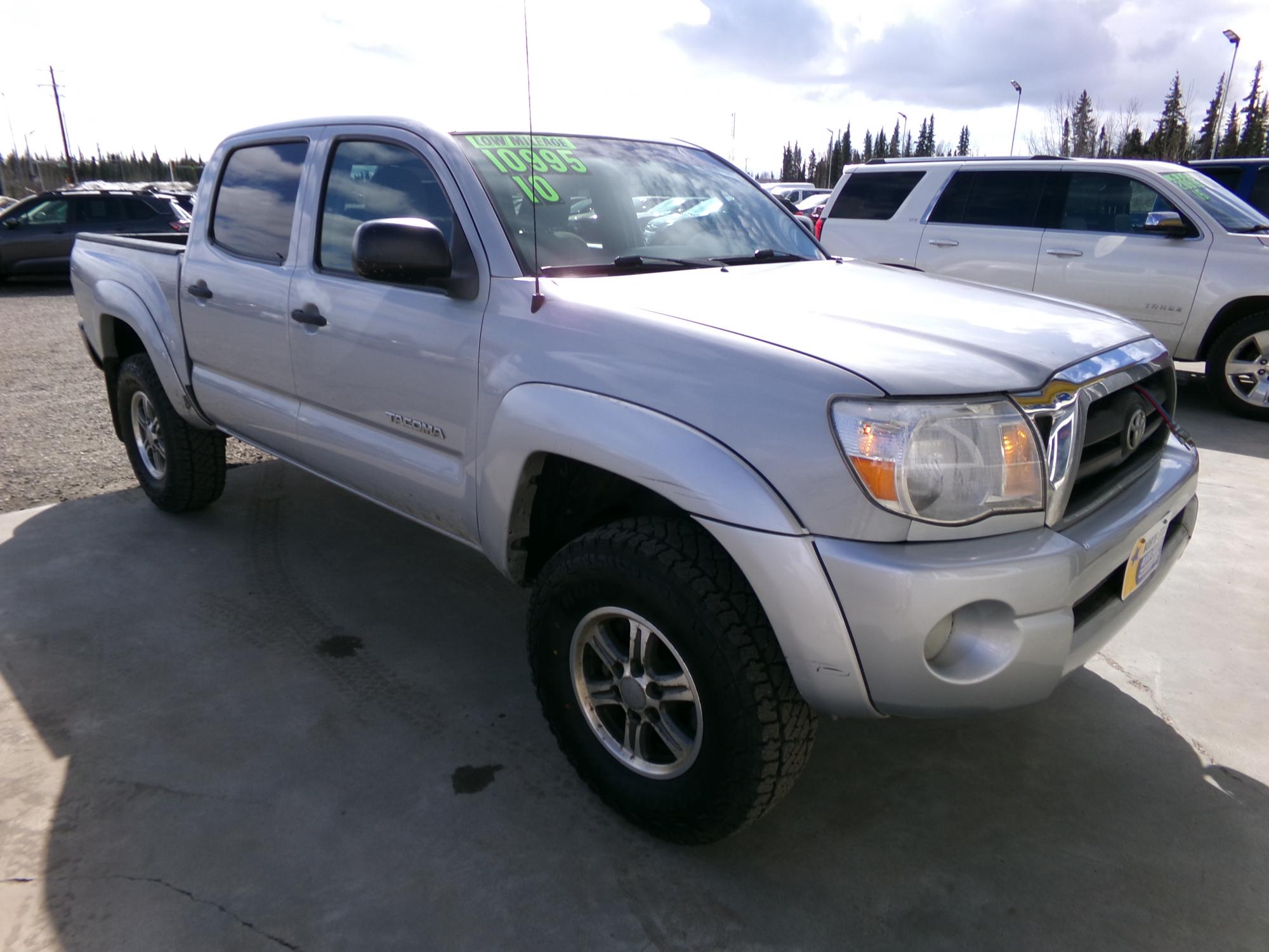 photo of 2010 Toyota Tacoma PreRunner Double Cab V6 Auto 2WD