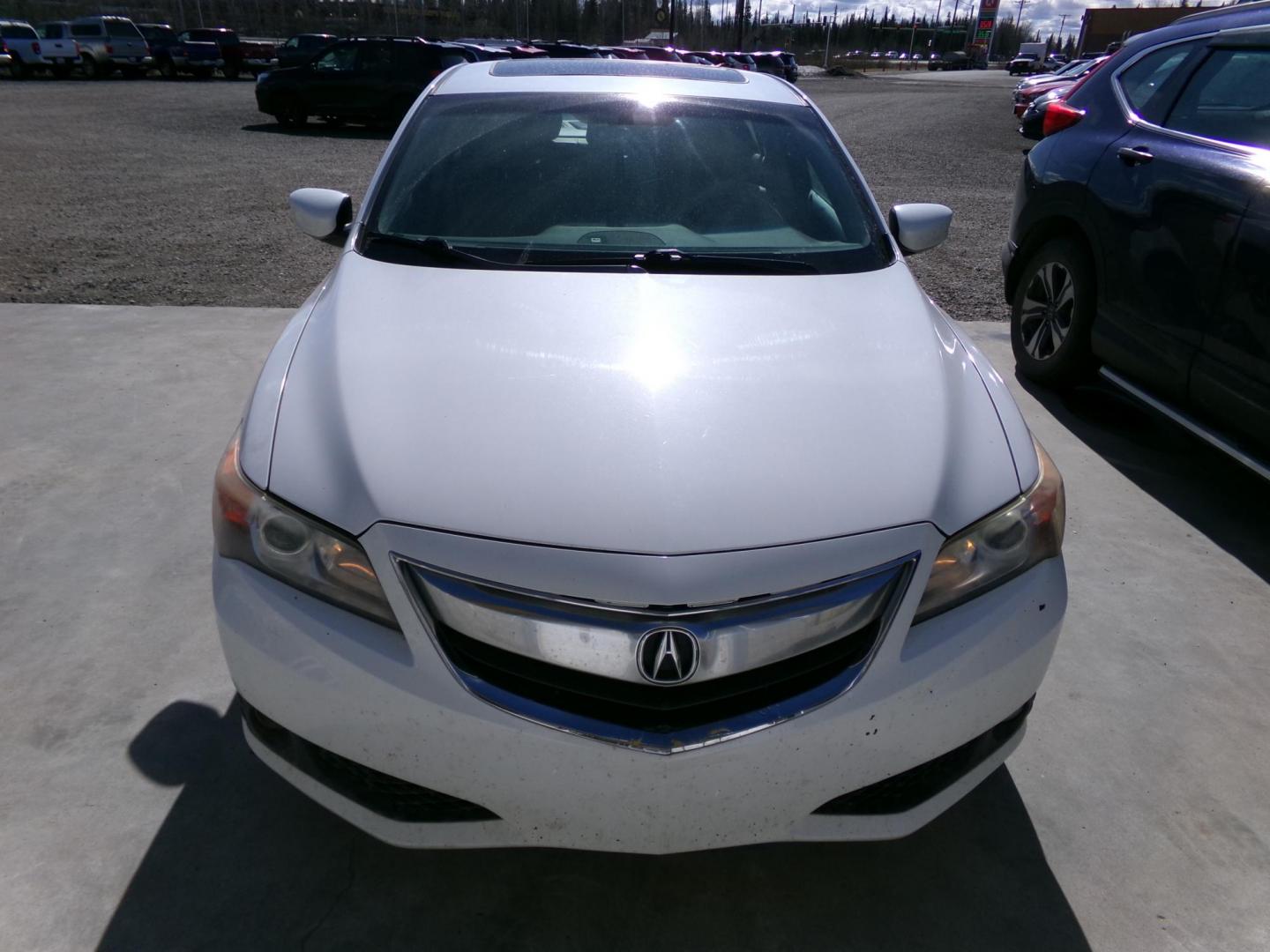 2013 White Acura ILX 5-Spd AT w/ Premium Package (19VDE1F51DE) with an 2.0L L4 16V DOHC engine, 5-Speed Automatic transmission, located at 2630 Philips Field Rd., Fairbanks, AK, 99709, (907) 458-0593, 64.848068, -147.780609 - Photo#1