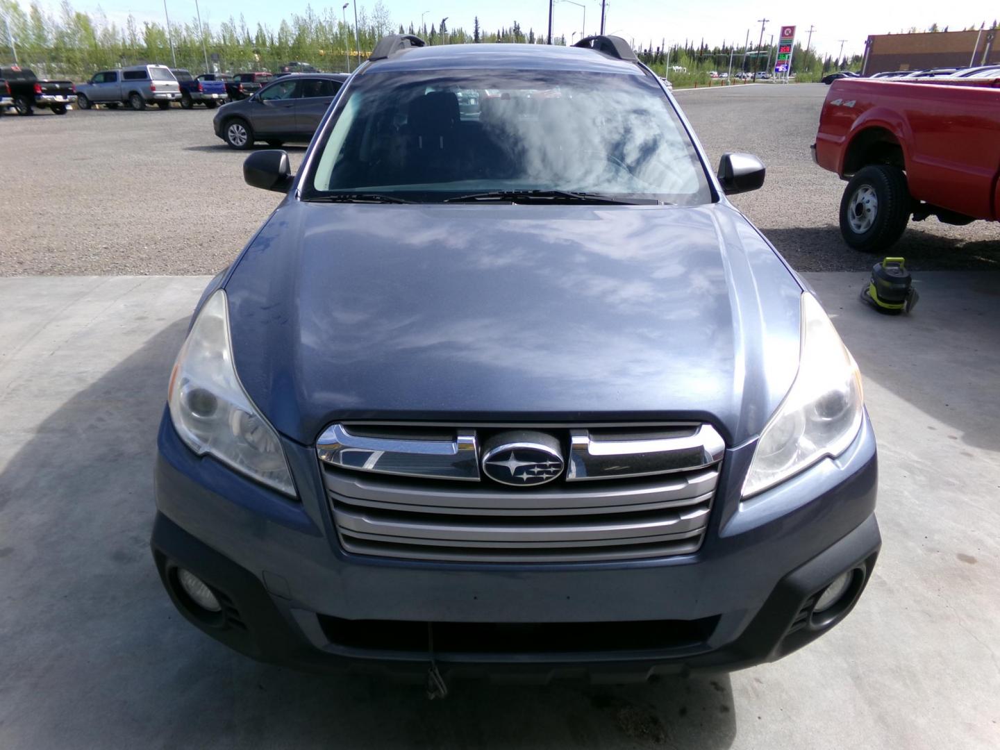2014 Black Subaru Outback 2.5i (4S4BRBAC8E3) with an 2.5L H4 DOHC 16V engine, located at 2630 Philips Field Rd., Fairbanks, AK, 99709, (907) 458-0593, 64.848068, -147.780609 - Photo#1