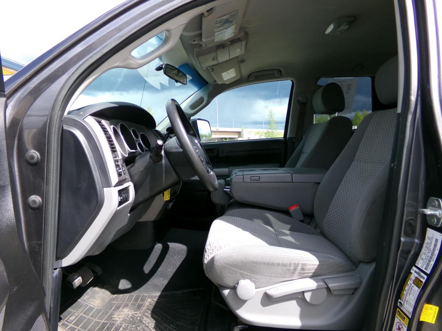 2013 Grey Toyota Tundra Tundra-Grade Double Cab 4.6L 4WD (5TFUM5F18DX) with an 4.6L V8 DOHC 32V engine, 5-Speed Automatic Overdrive transmission, located at 2630 Philips Field Rd., Fairbanks, AK, 99709, (907) 458-0593, 64.848068, -147.780609 - Photo#4