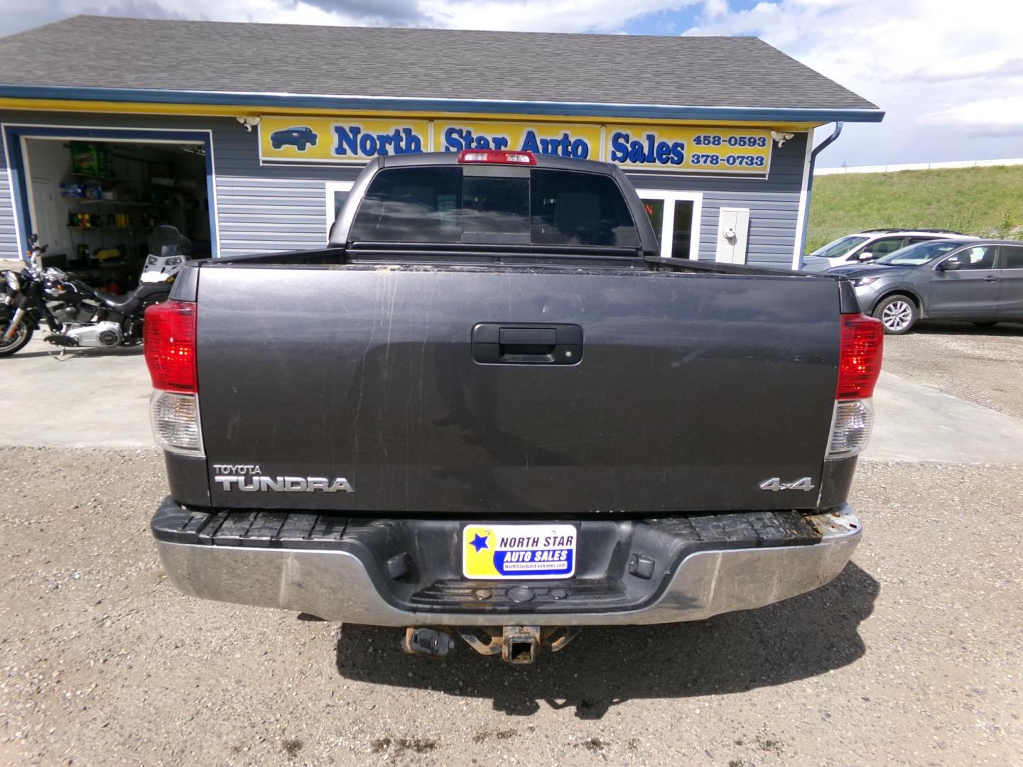 2013 Grey Toyota Tundra Tundra-Grade Double Cab 4.6L 4WD (5TFUM5F18DX) with an 4.6L V8 DOHC 32V engine, 5-Speed Automatic Overdrive transmission, located at 2630 Philips Field Rd., Fairbanks, AK, 99709, (907) 458-0593, 64.848068, -147.780609 - Photo#3