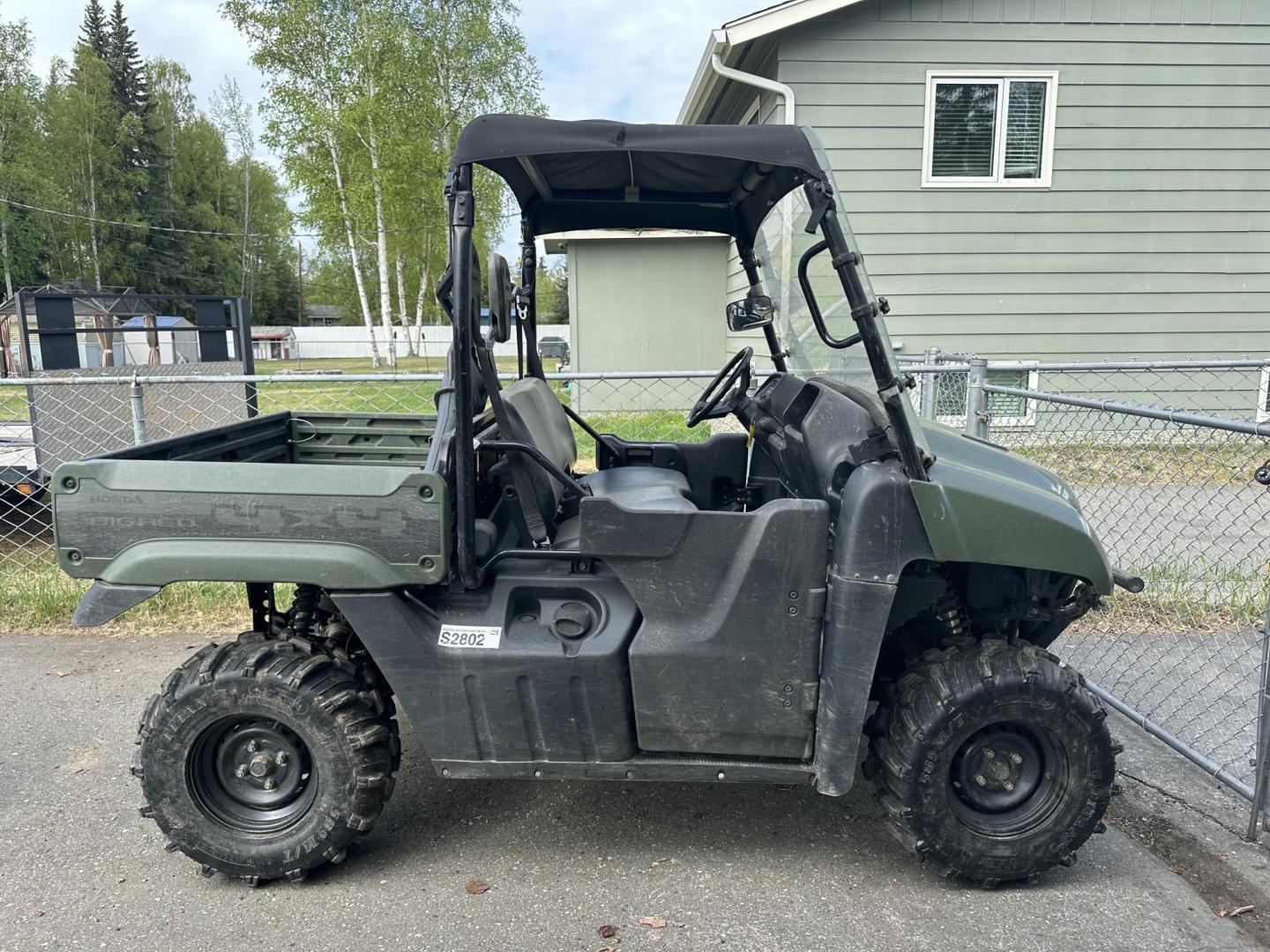 2013 Green and Matte Black /Black Honda BigRed (3H1VEO195BD) , located at 2630 Philips Field Rd., Fairbanks, AK, 99709, (907) 458-0593, 64.848068, -147.780609 - Photo#0