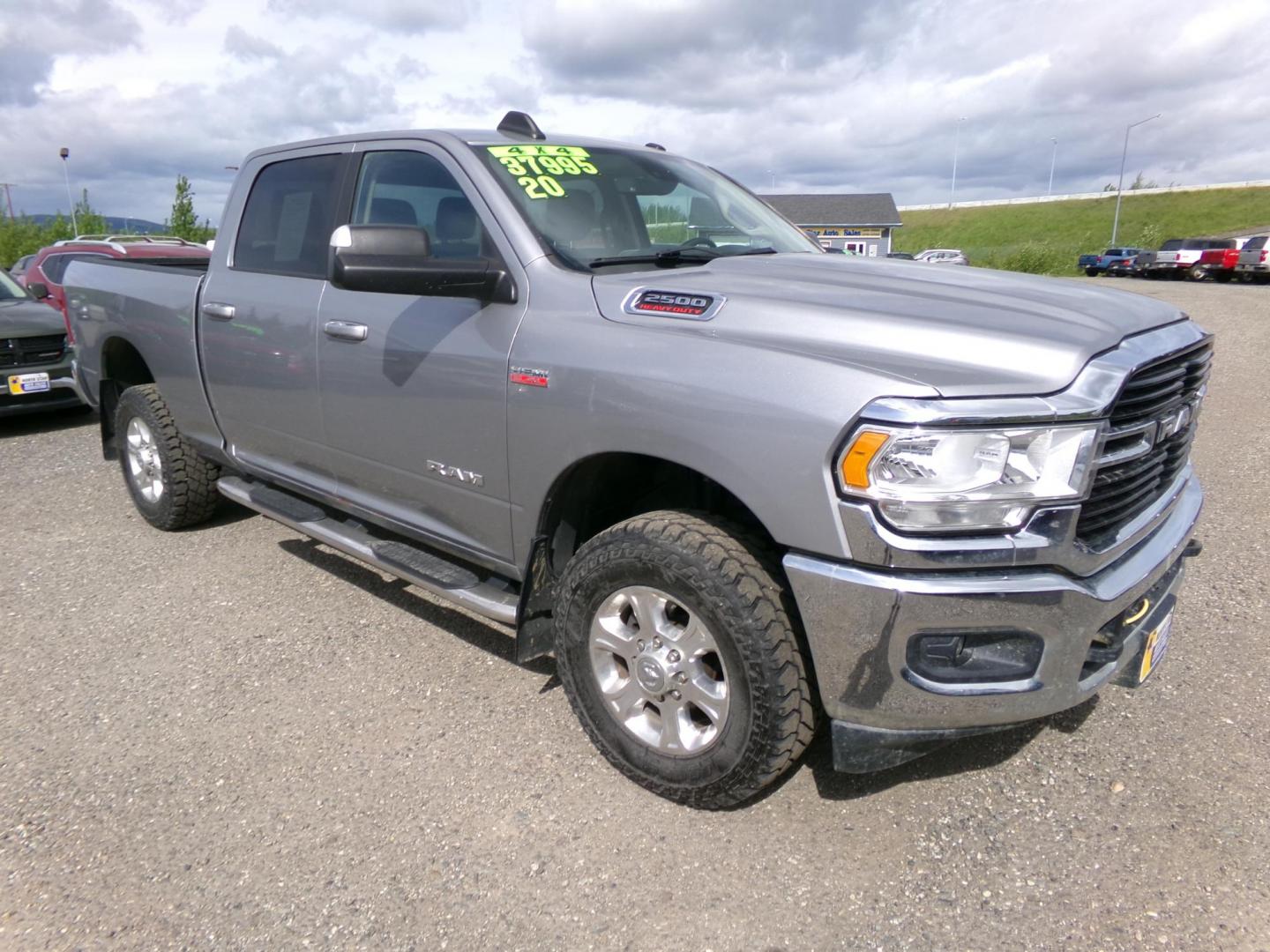 2020 Dodge RAM 2500 Tradesman Crew Cab SWB 4WD (3C6UR5DJ0LG) with an 6.4L V8 engine, 6A transmission, located at 2630 Philips Field Rd., Fairbanks, AK, 99709, (907) 458-0593, 64.848068, -147.780609 - Photo#0