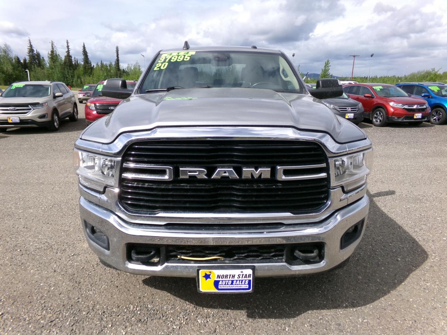 2020 Dodge RAM 2500 Tradesman Crew Cab SWB 4WD (3C6UR5DJ0LG) with an 6.4L V8 engine, 6A transmission, located at 2630 Philips Field Rd., Fairbanks, AK, 99709, (907) 458-0593, 64.848068, -147.780609 - Photo#1