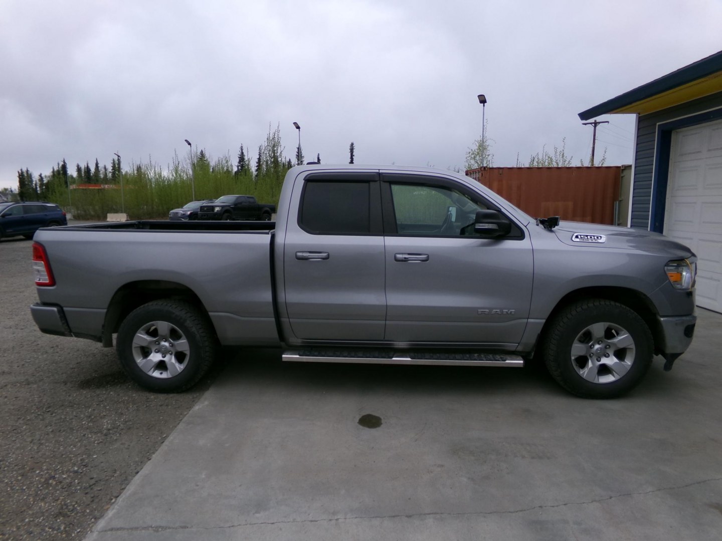 2020 Silver /Grey Dodge 1500 Big Horn Quad Cab 4WD (1C6SRFBTXLN) with an 5.7L V8 OHV 16V HEMI engine, 8A transmission, located at 2630 Philips Field Rd., Fairbanks, AK, 99709, (907) 458-0593, 64.848068, -147.780609- Photo#2