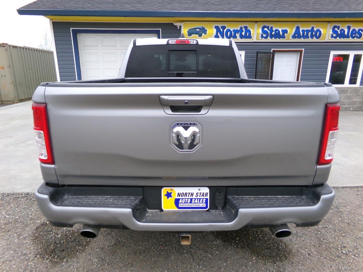 2020 Silver /Grey Dodge 1500 Big Horn Quad Cab 4WD (1C6SRFBTXLN) with an 5.7L V8 OHV 16V HEMI engine, 8A transmission, located at 2630 Philips Field Rd., Fairbanks, AK, 99709, (907) 458-0593, 64.848068, -147.780609- Photo#3