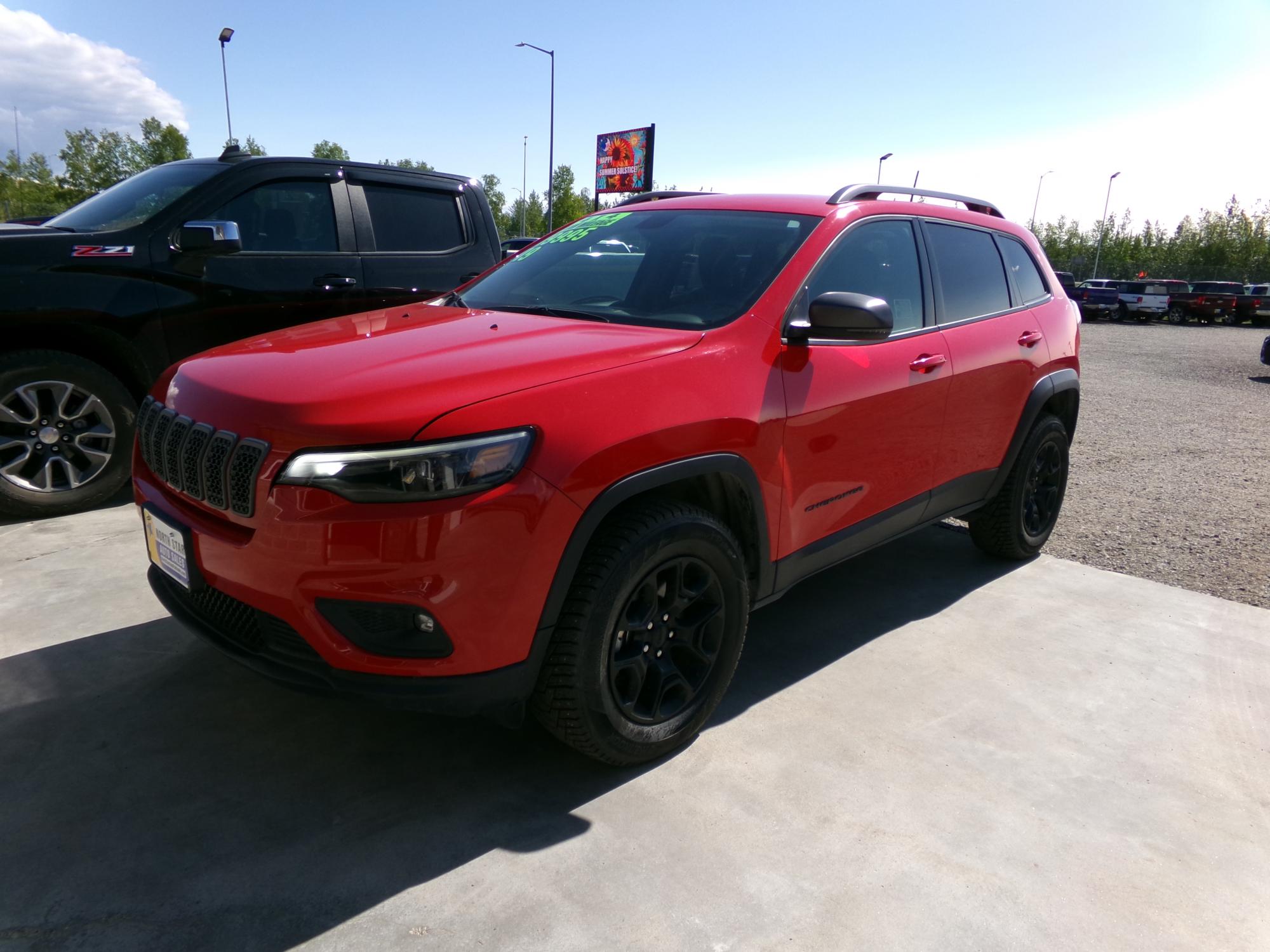 photo of 2019 Jeep Cherokee Trailhawk 4WD