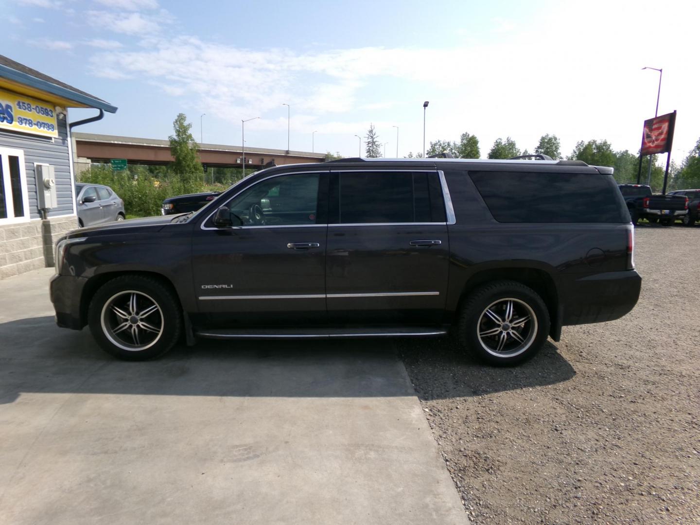 2015 Grey GMC Yukon Denali XL 4WD (1GKS2JKJ3FR) with an 6.2L V8 OHV 16V engine, 6-Speed Automatic transmission, located at 2630 Philips Field Rd., Fairbanks, AK, 99709, (907) 458-0593, 64.848068, -147.780609 - Photo#2