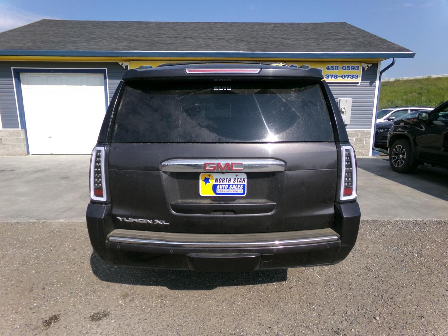 2015 Grey GMC Yukon Denali XL 4WD (1GKS2JKJ3FR) with an 6.2L V8 OHV 16V engine, 6-Speed Automatic transmission, located at 2630 Philips Field Rd., Fairbanks, AK, 99709, (907) 458-0593, 64.848068, -147.780609 - Photo#3