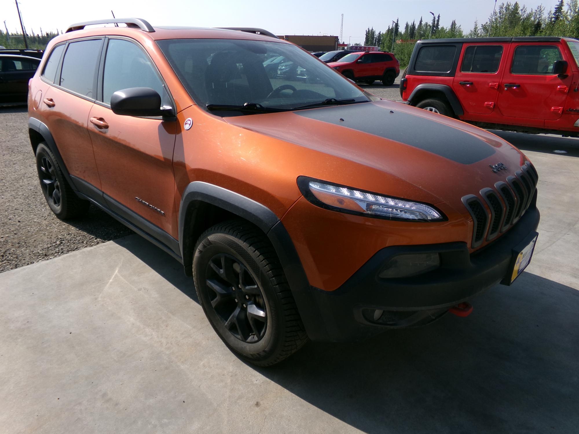 photo of 2014 Jeep Cherokee Trailhawk 4WD