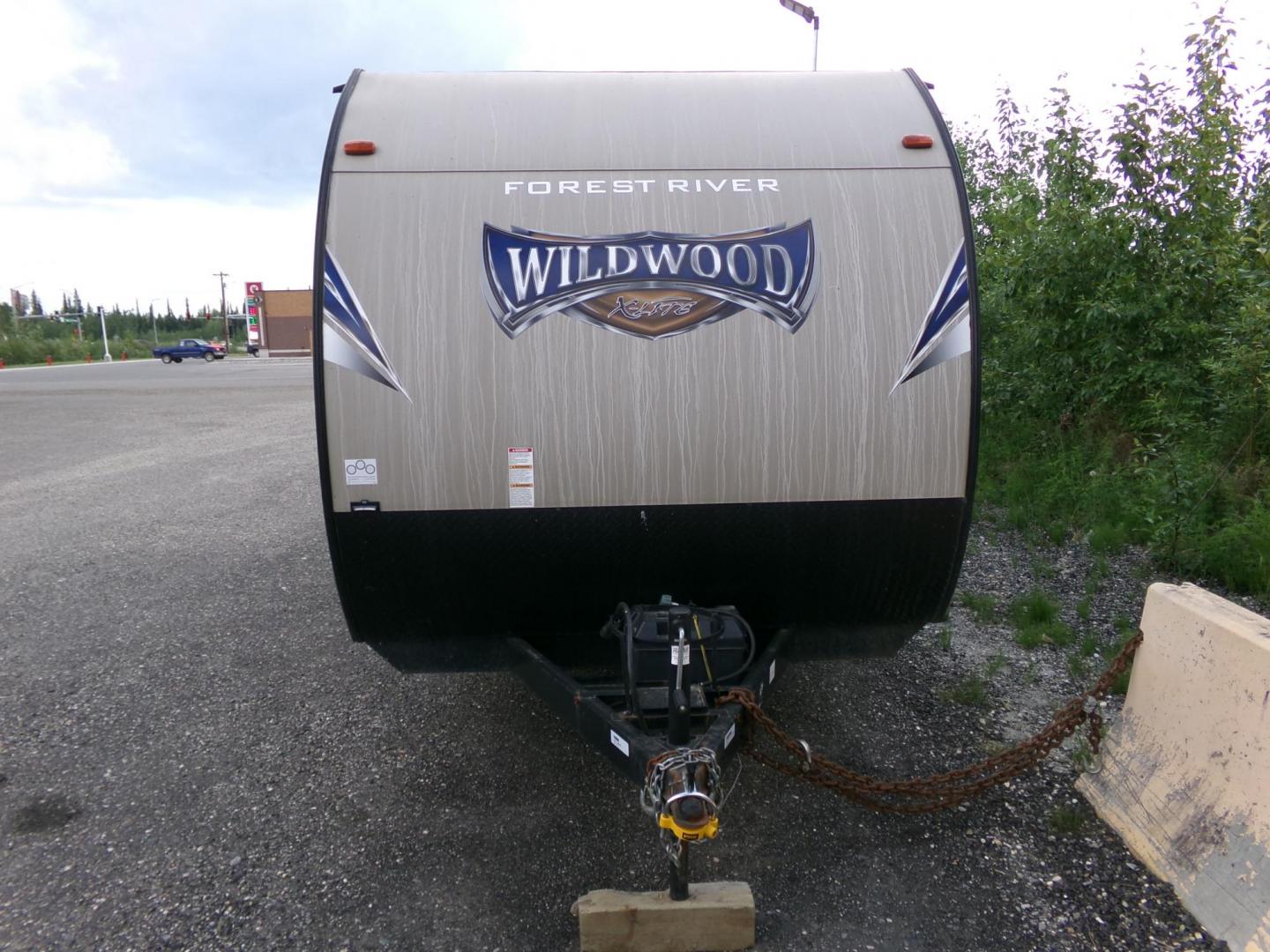 2017 White Forest River Wildwood (4X4TWDT10HT) , located at 2630 Philips Field Rd., Fairbanks, AK, 99709, (907) 458-0593, 64.848068, -147.780609 - Photo#1