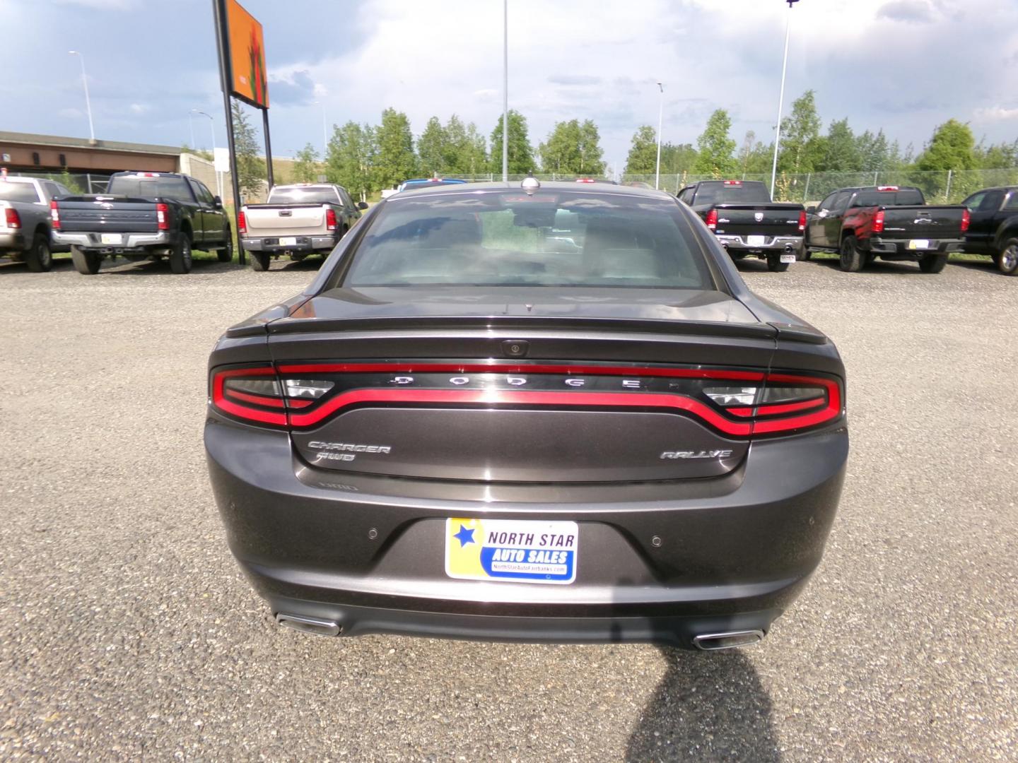 2015 Grey Dodge Charger SXT AWD (2C3CDXJG9FH) with an 3.6L V6 DOHC 24V engine, 8-Speed Automatic transmission, located at 2630 Philips Field Rd., Fairbanks, AK, 99709, (907) 458-0593, 64.848068, -147.780609 - Photo#3