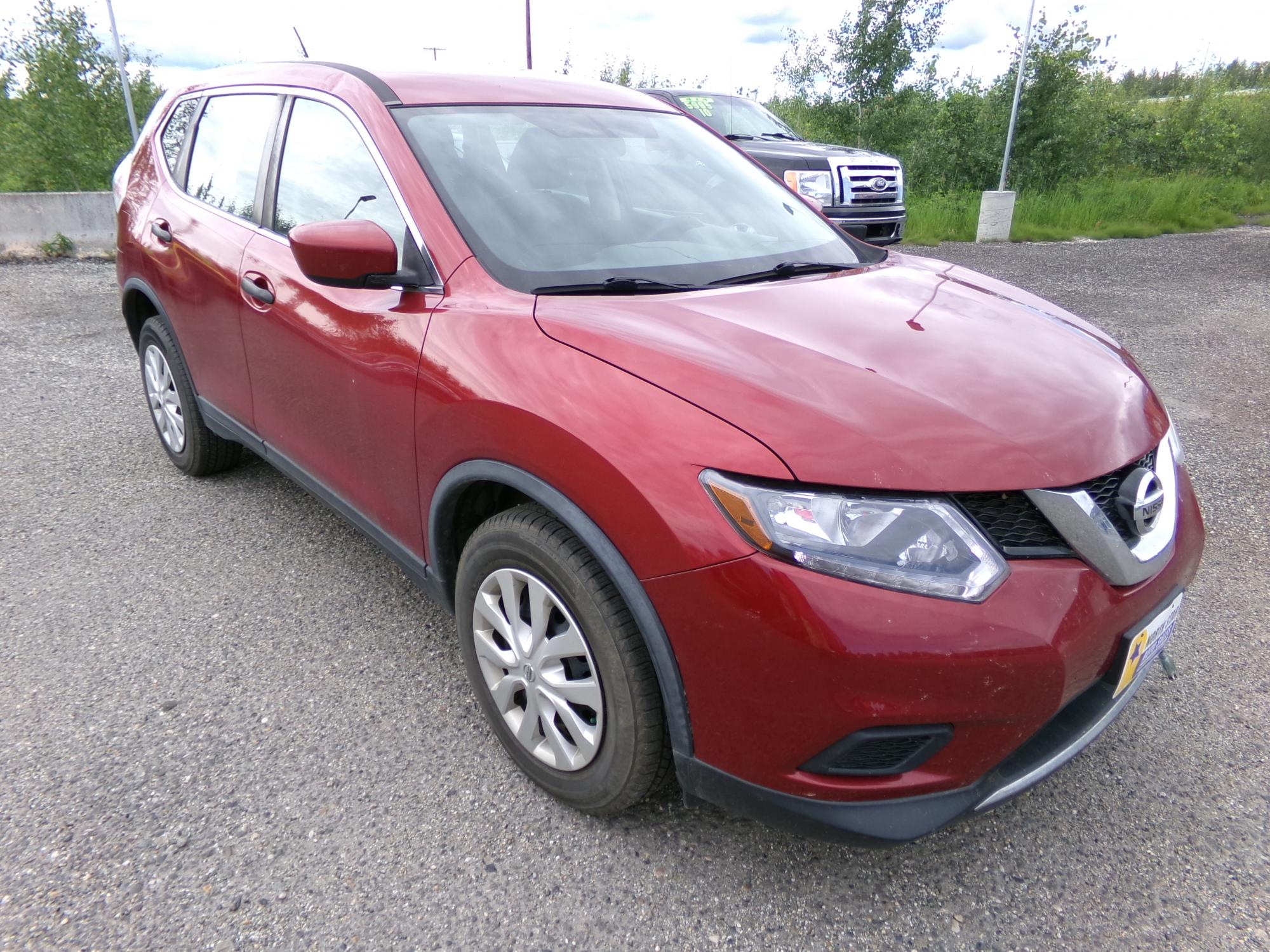 photo of 2016 Nissan Rogue SV AWD