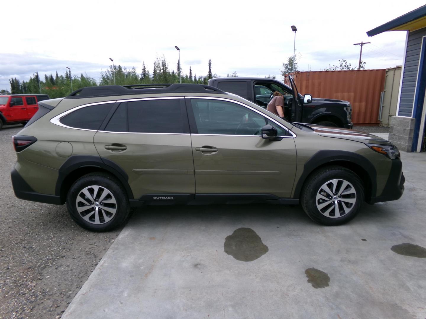 2025 Green and Matte Black Subaru Outback Premium (4S4BTADC1S3) with an 2.5L H4 DOHC 16V engine, CVT transmission, located at 2630 Philips Field Rd., Fairbanks, AK, 99709, (907) 458-0593, 64.848068, -147.780609 - Photo#2