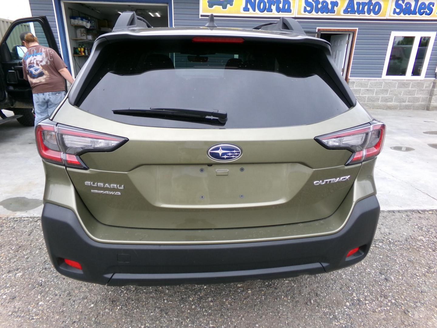 2025 Green and Matte Black Subaru Outback Premium (4S4BTADC1S3) with an 2.5L H4 DOHC 16V engine, CVT transmission, located at 2630 Philips Field Rd., Fairbanks, AK, 99709, (907) 458-0593, 64.848068, -147.780609 - Photo#3
