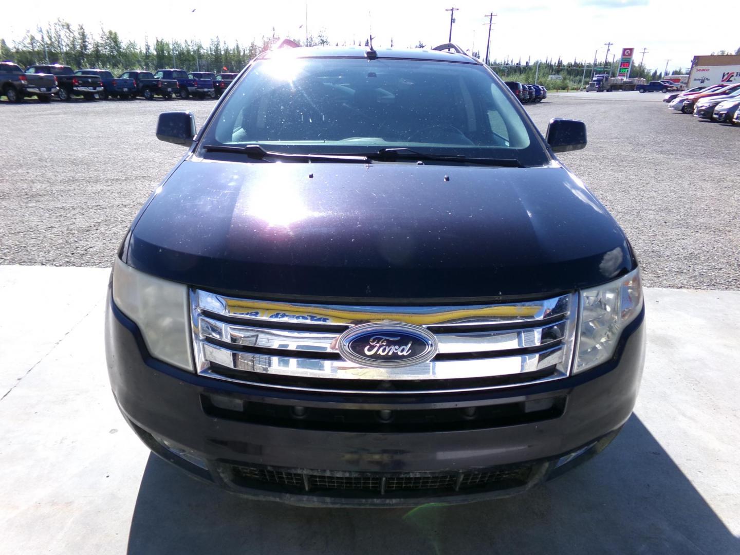 2007 Black Ford Edge SEL AWD (2FMDK48C57B) with an 3.5L V6 DOHC 24V engine, 6-Speed Automatic Overdrive transmission, located at 2630 Philips Field Rd., Fairbanks, AK, 99709, (907) 458-0593, 64.848068, -147.780609 - Photo#1