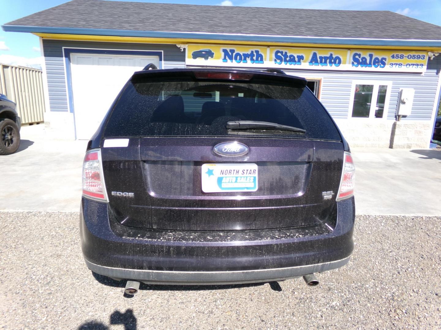 2007 Black Ford Edge SEL AWD (2FMDK48C57B) with an 3.5L V6 DOHC 24V engine, 6-Speed Automatic Overdrive transmission, located at 2630 Philips Field Rd., Fairbanks, AK, 99709, (907) 458-0593, 64.848068, -147.780609 - Photo#3