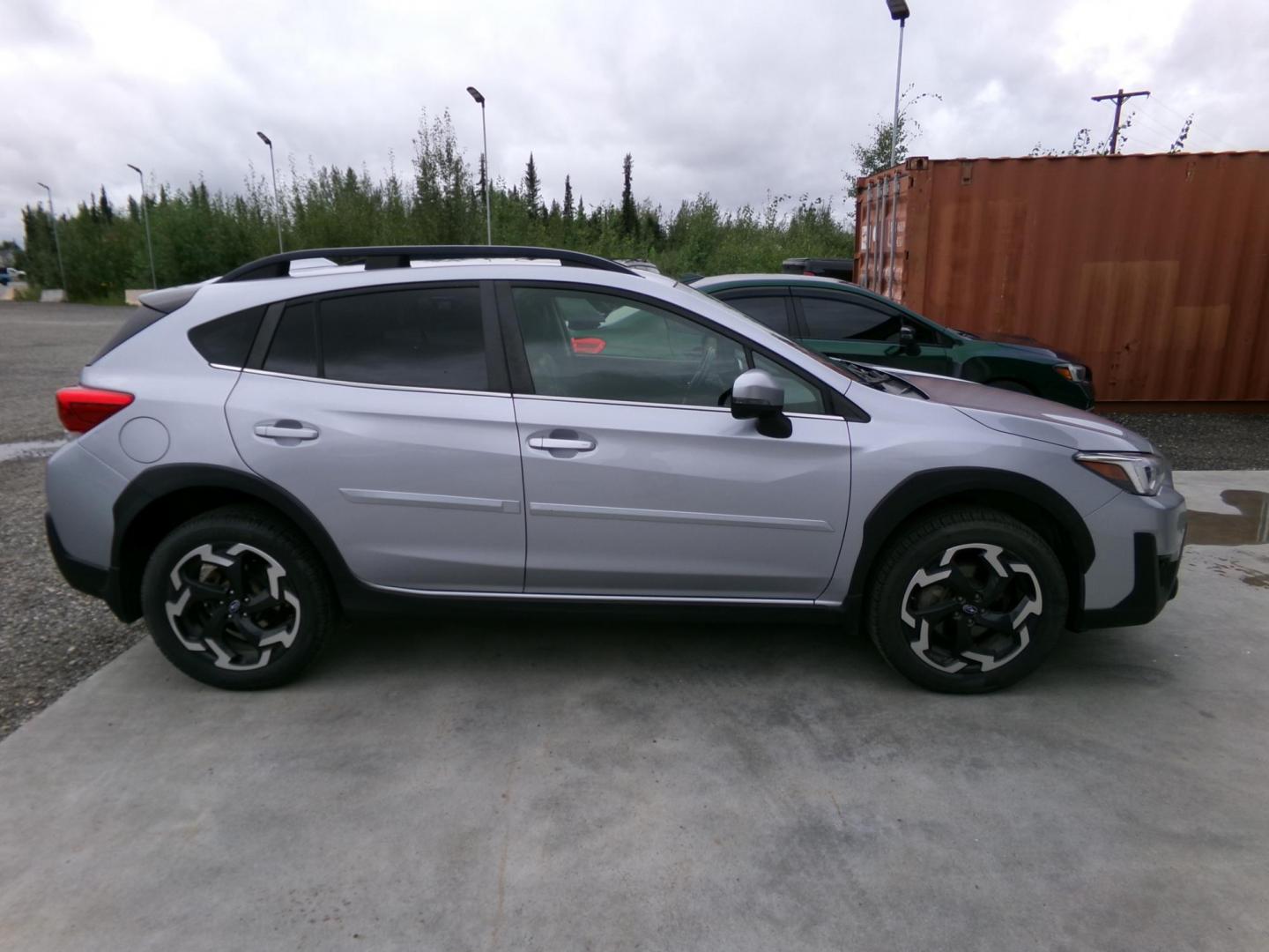 2021 Silver Subaru Crosstrek 2.0i Limited CVT (JF2GTHMC0M8) with an 2.0L L4 DOHC 16V engine, CVT transmission, located at 2630 Philips Field Rd., Fairbanks, AK, 99709, (907) 458-0593, 64.848068, -147.780609 - Photo#2