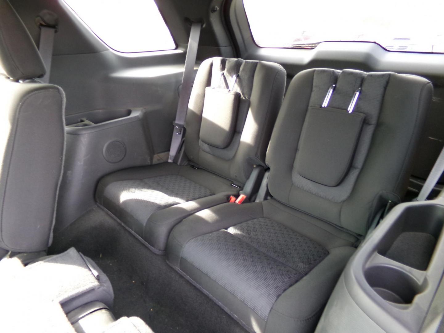 2014 Red Ford Explorer XLT 4WD (1FM5K8D85EG) with an 3.5L V6 DOHC 24V engine, 6-Speed Automatic transmission, located at 2630 Philips Field Rd., Fairbanks, AK, 99709, (907) 458-0593, 64.848068, -147.780609 - Photo#6