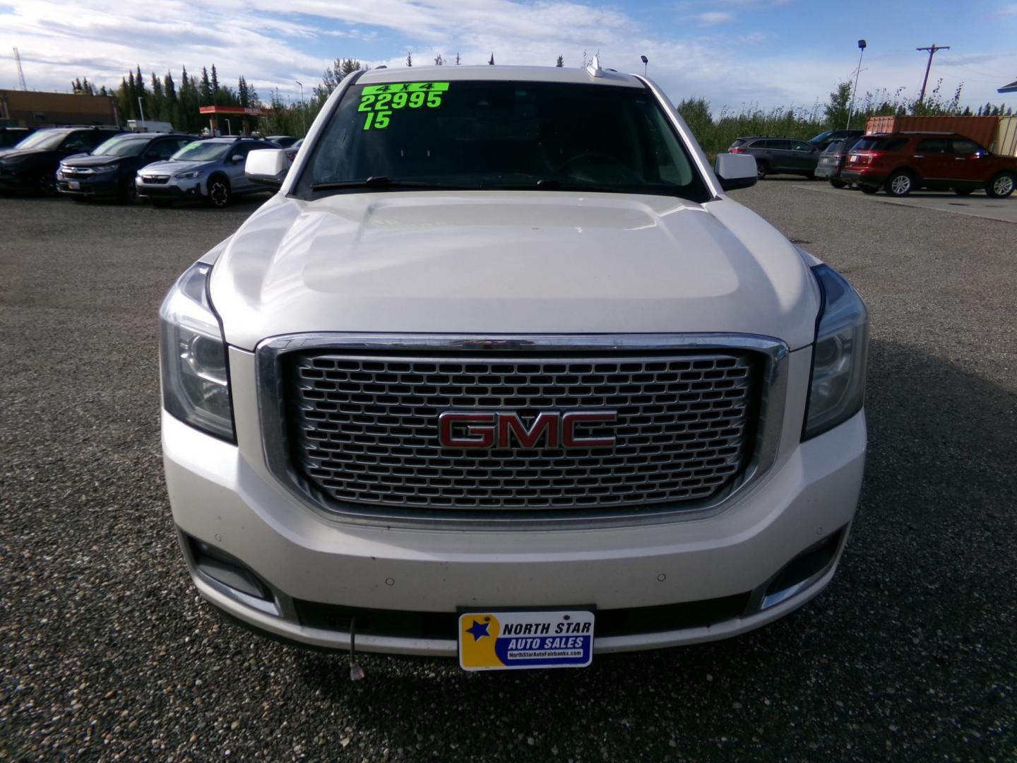 2015 White /Black GMC Yukon Denali 4WD (1GKS2CKJ8FR) with an 6.2L V8 OHV 16V engine, 6-Speed Automatic transmission, located at 2630 Philips Field Rd., Fairbanks, AK, 99709, (907) 458-0593, 64.848068, -147.780609 - Photo#1