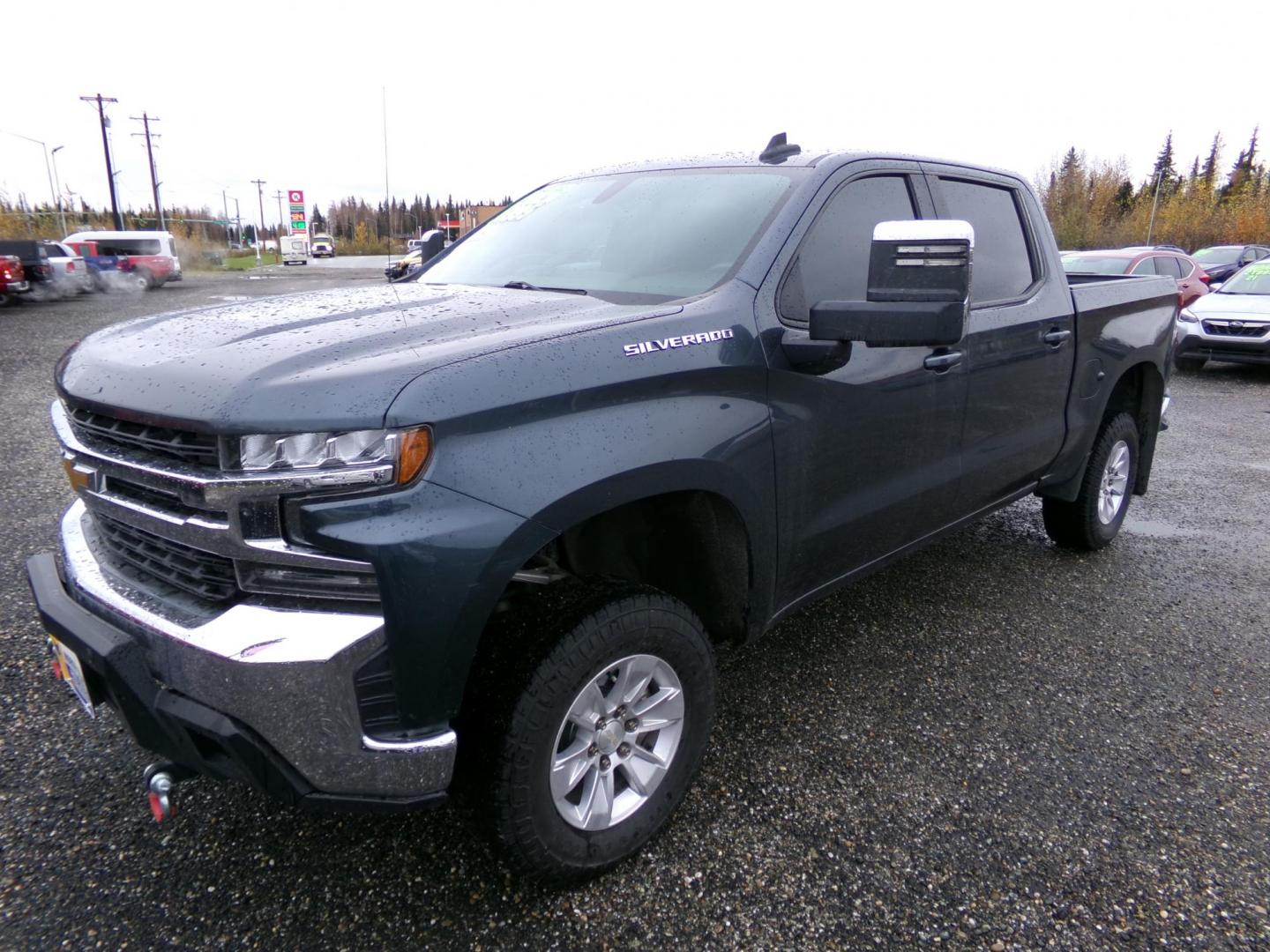 2019 Grey Chevrolet Silverado 1500 LT Crew Cab 4WD (3GCUYDED7KG) with an 5.3L V8 OHV 16V engine, 6A transmission, located at 2630 Philips Field Rd., Fairbanks, AK, 99709, (907) 458-0593, 64.848068, -147.780609 - Photo#0