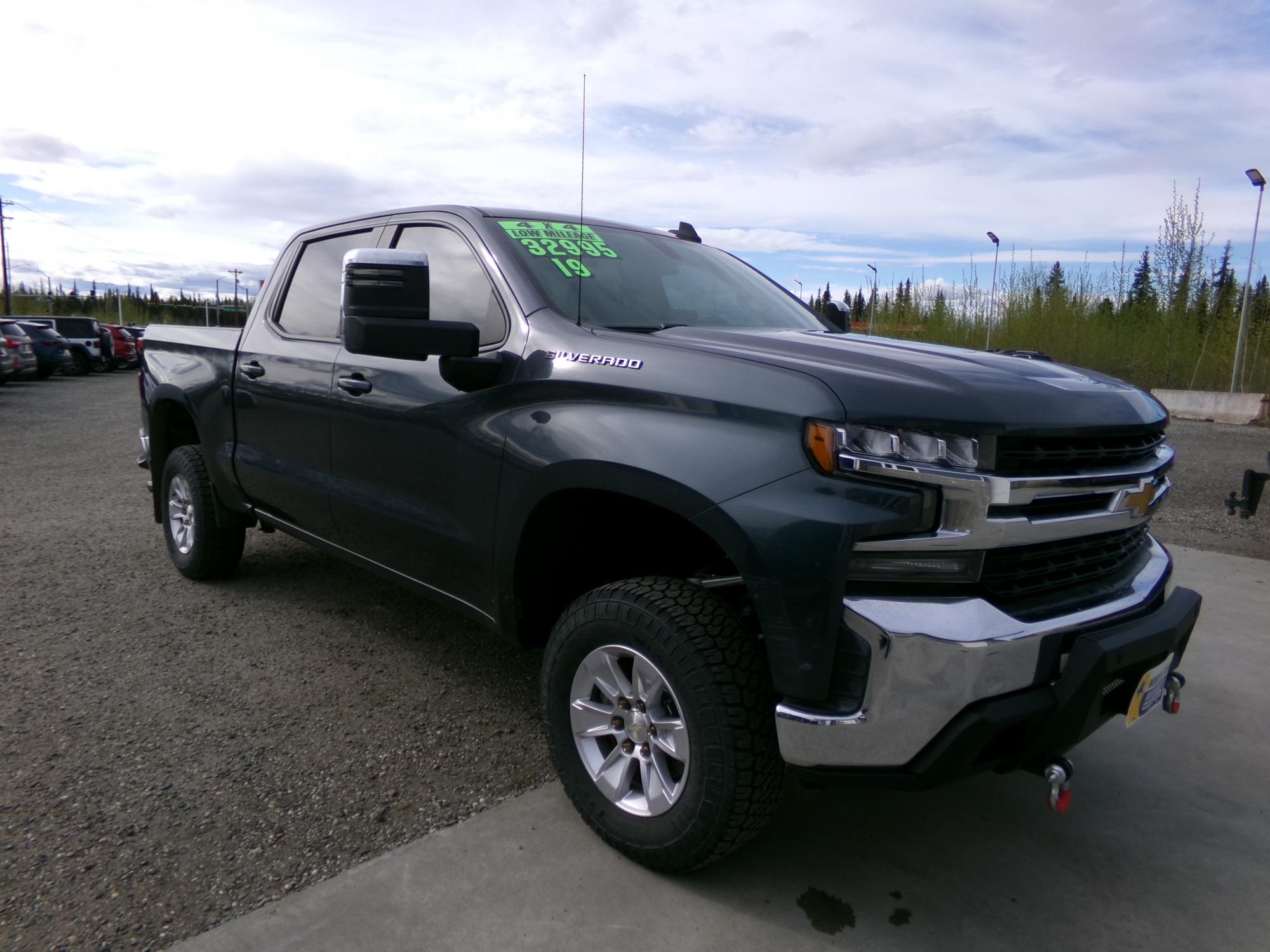 photo of 2019 Chevrolet Silverado 1500 LT Crew Cab 4WD