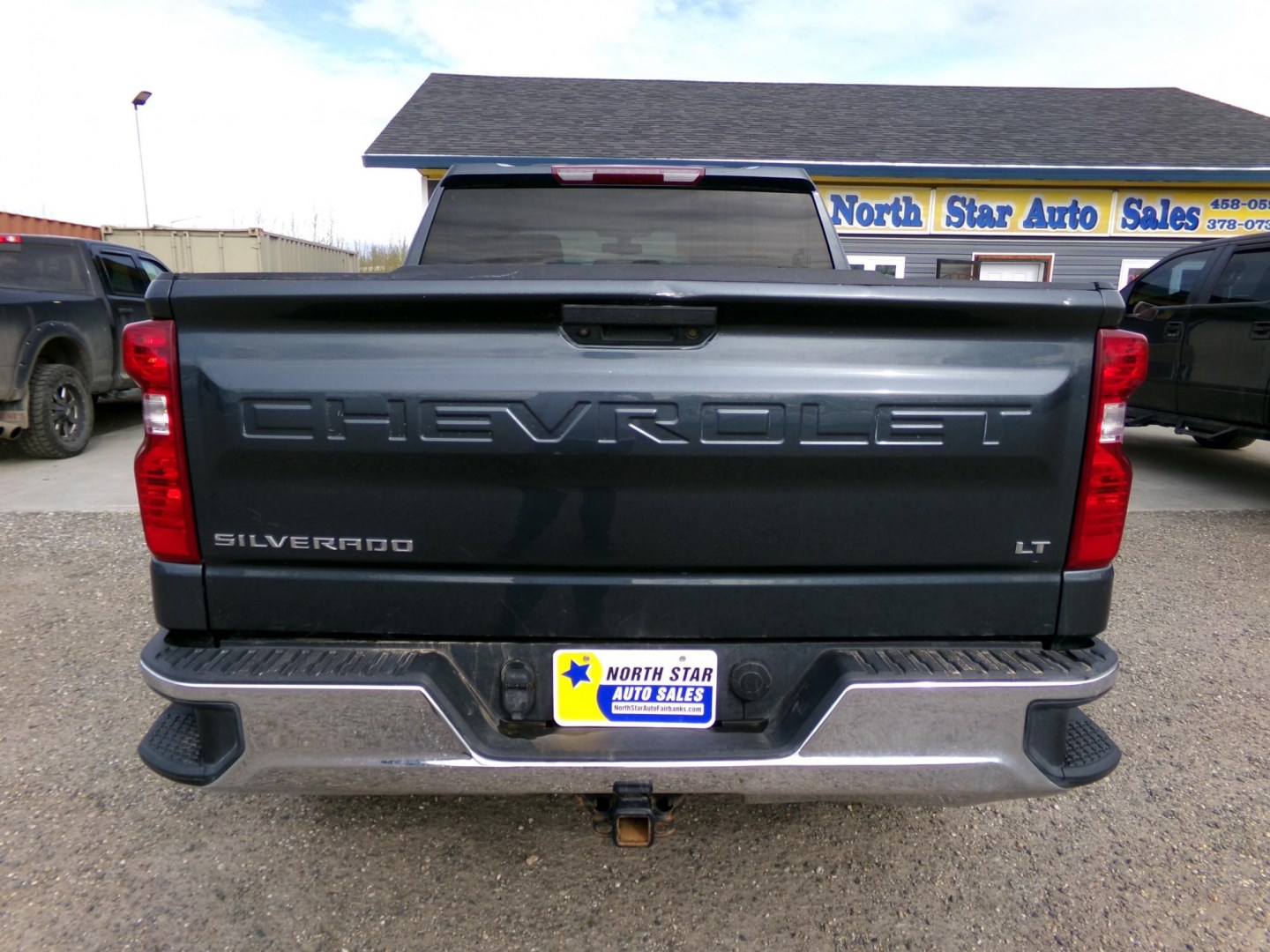 2019 Blue Chevrolet Silverado 1500 LT Crew Cab 4WD (3GCUYDED7KG) with an 5.3L V8 OHV 16V engine, 6A transmission, located at 2630 Philips Field Rd., Fairbanks, AK, 99709, (907) 458-0593, 64.848068, -147.780609- Photo#3