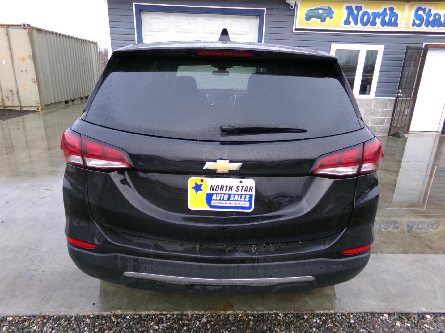 2022 Black Chevrolet Equinox LT AWD (3GNAXUEVXNL) with an 1.5L L4 DOHC 16V TURBO engine, 6A transmission, located at 2630 Philips Field Rd., Fairbanks, AK, 99709, (907) 458-0593, 64.848068, -147.780609 - Photo#3