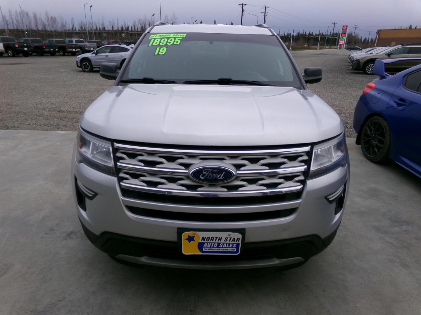 2019 Silver Ford Explorer XLT 4WD (1FM5K8DH1KG) with an 2.3L L4 DOHC 16V engine, 6A transmission, located at 2630 Philips Field Rd., Fairbanks, AK, 99709, (907) 458-0593, 64.848068, -147.780609 - Photo#1